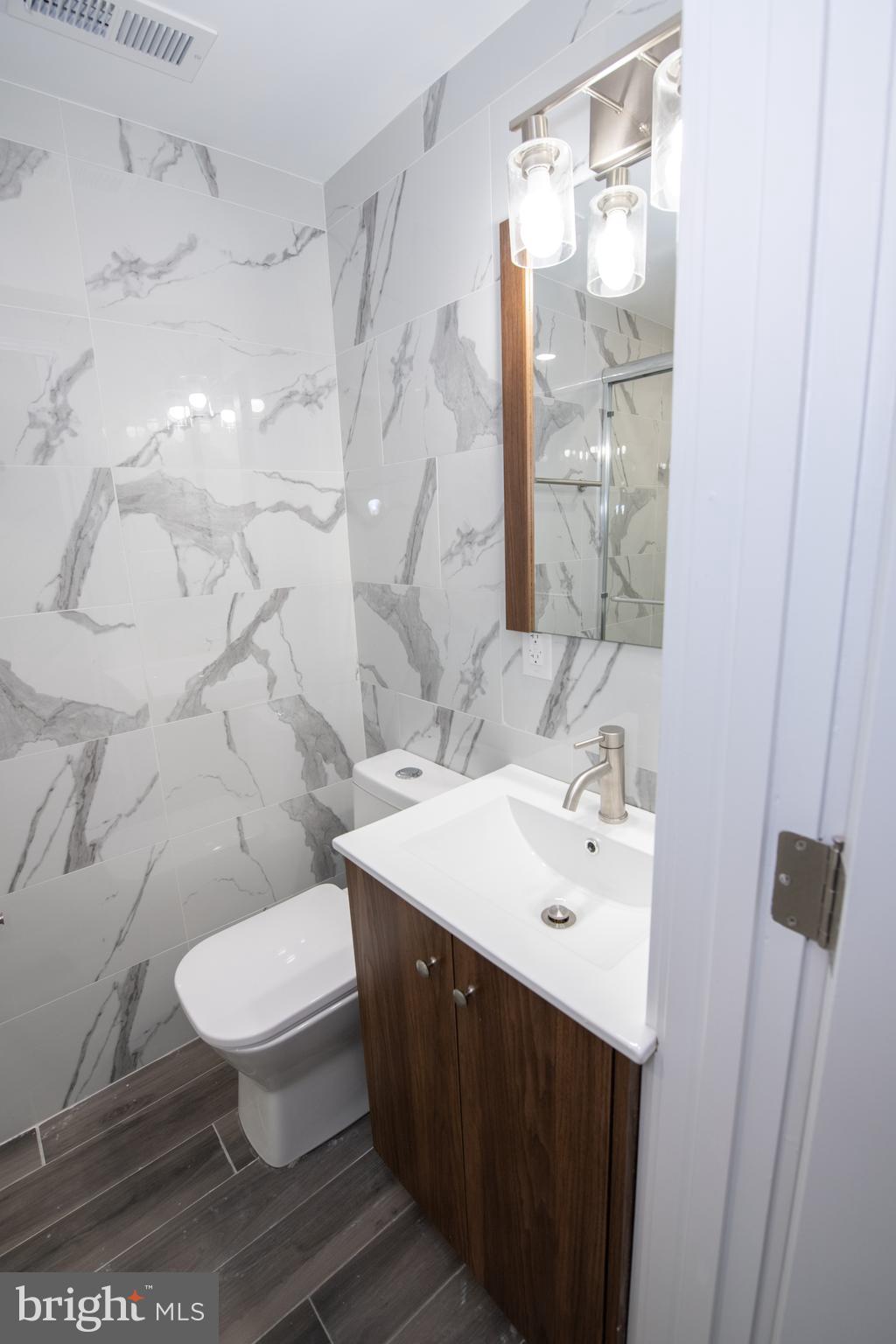 FISHTOWN - Residential Lease