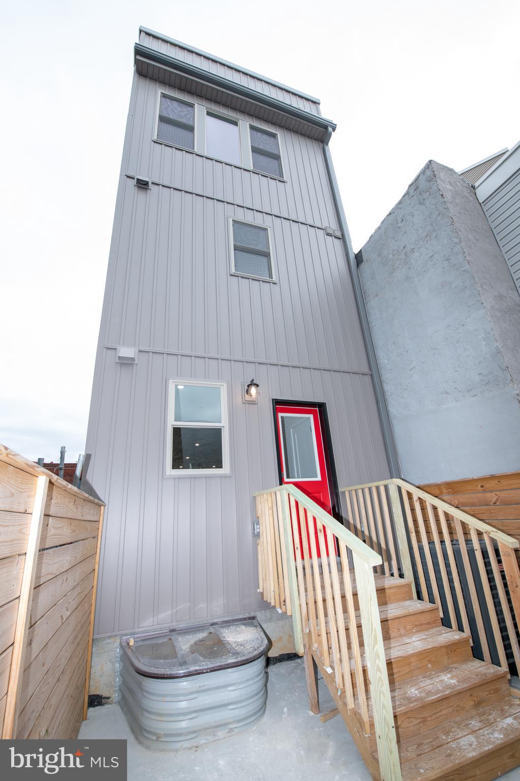 FISHTOWN - Residential Lease