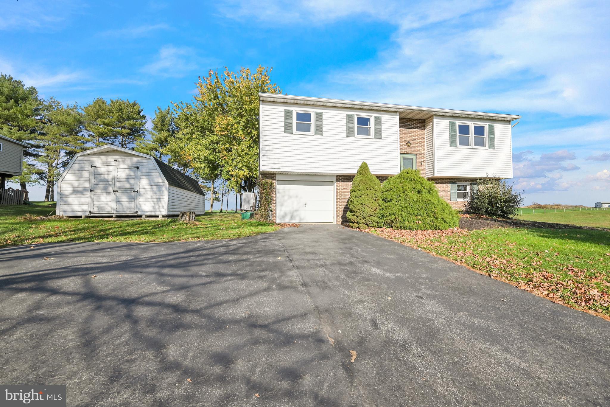 EAST DONEGAL TWP - Residential