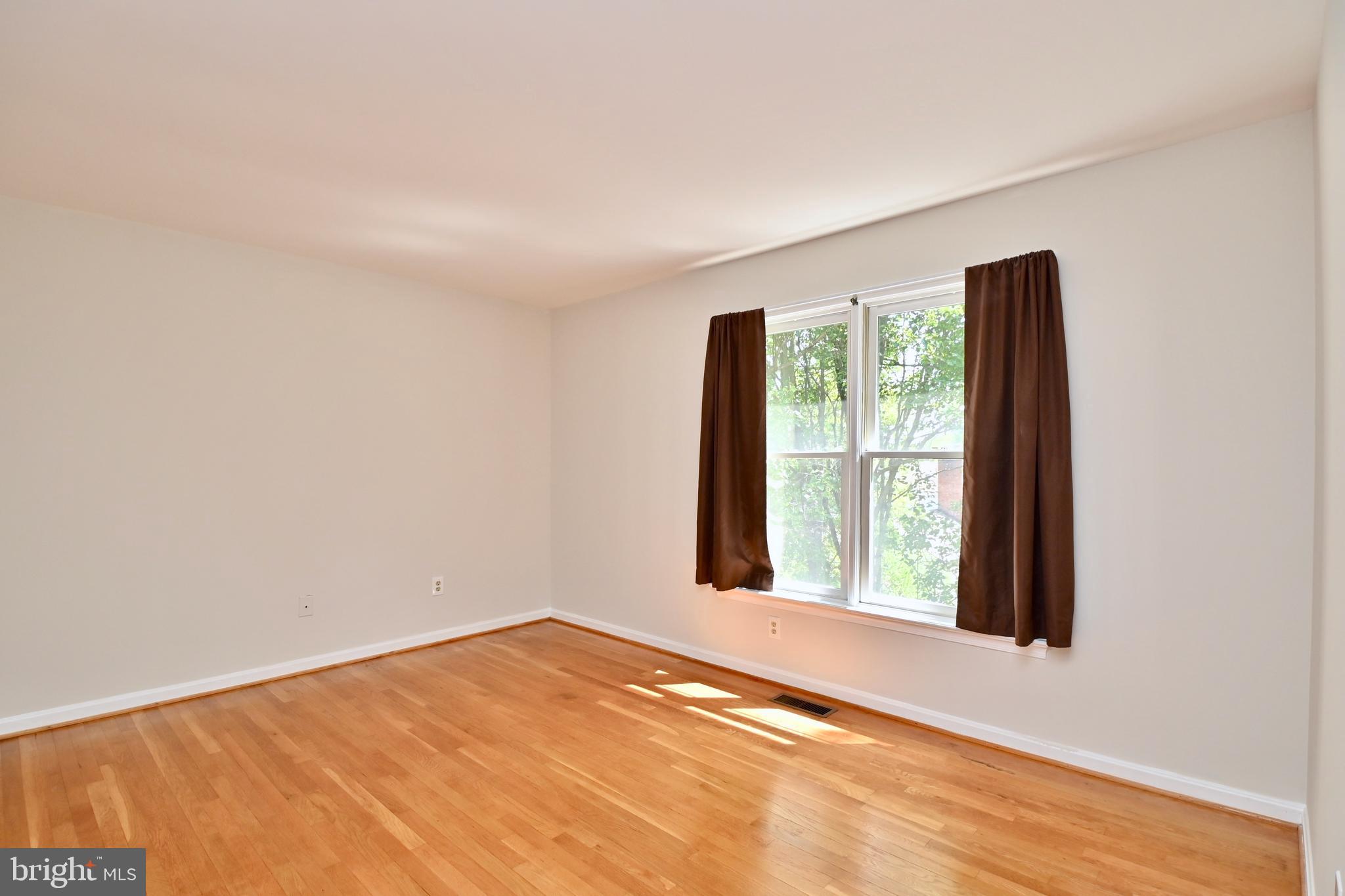 PINE VIEW ESTATES - Residential