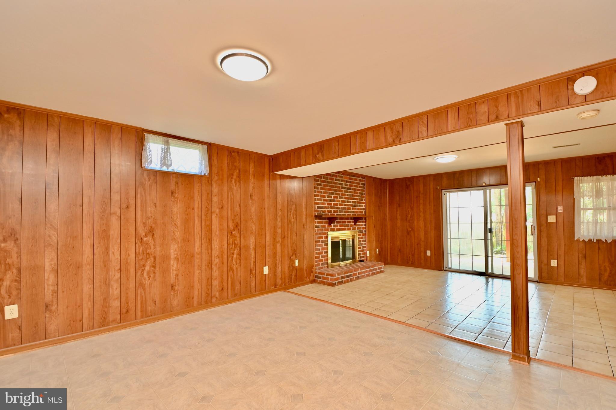 PINE VIEW ESTATES - Residential