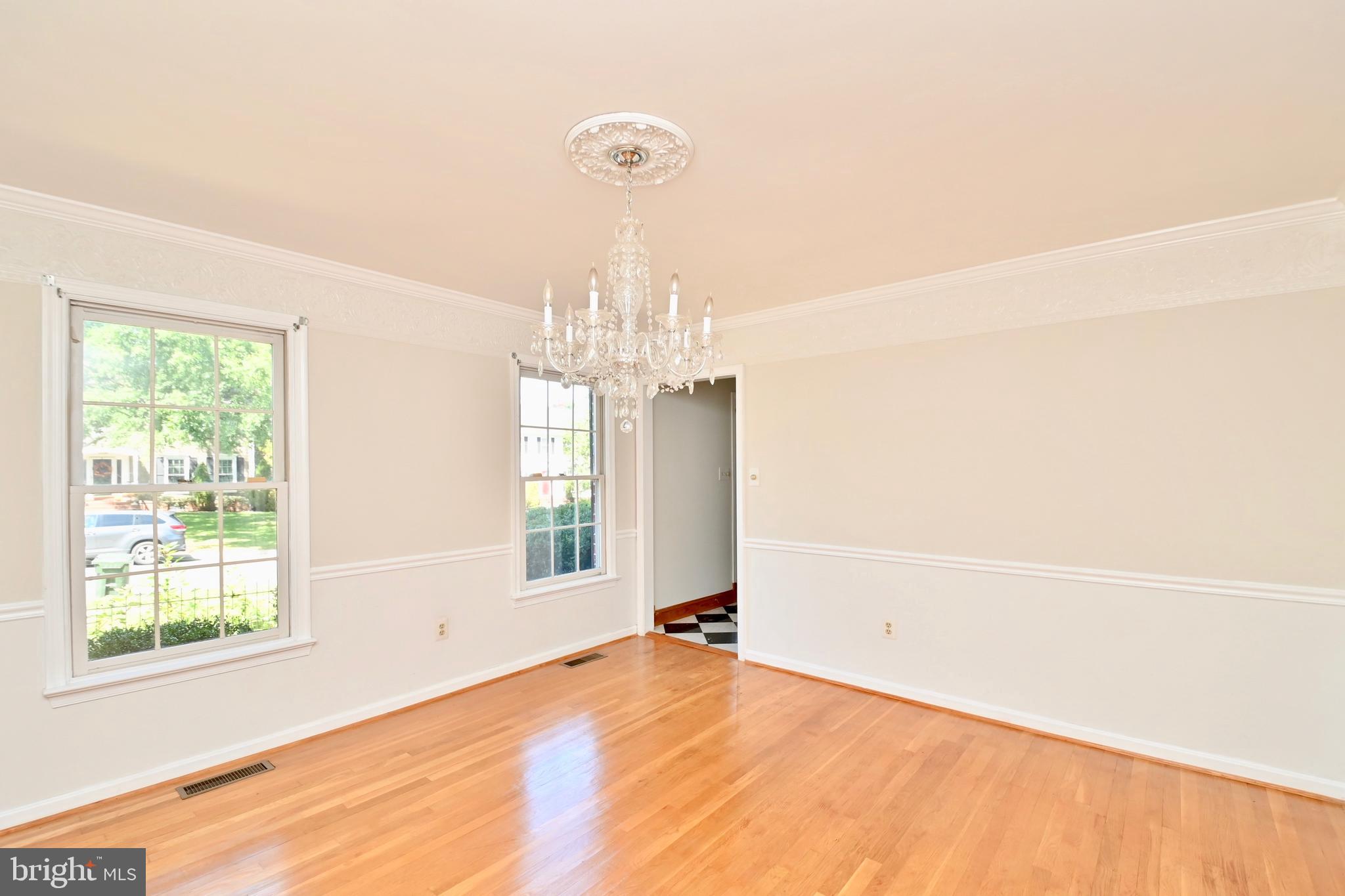 PINE VIEW ESTATES - Residential