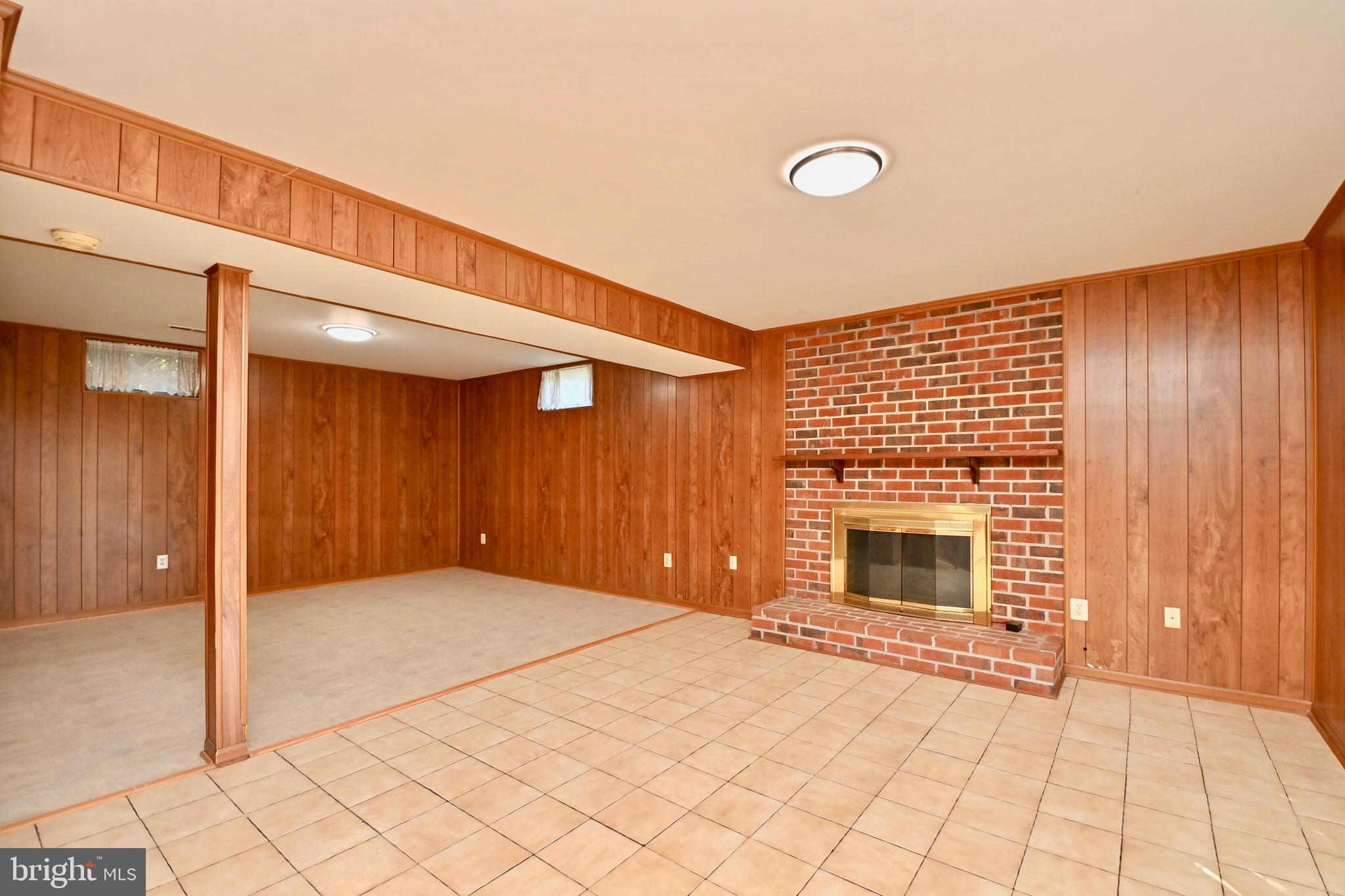 PINE VIEW ESTATES - Residential