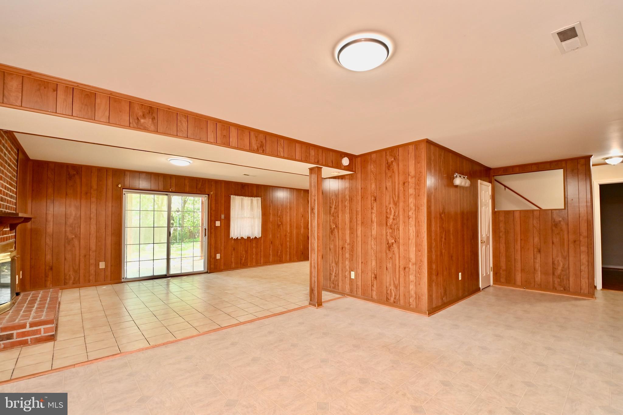 PINE VIEW ESTATES - Residential