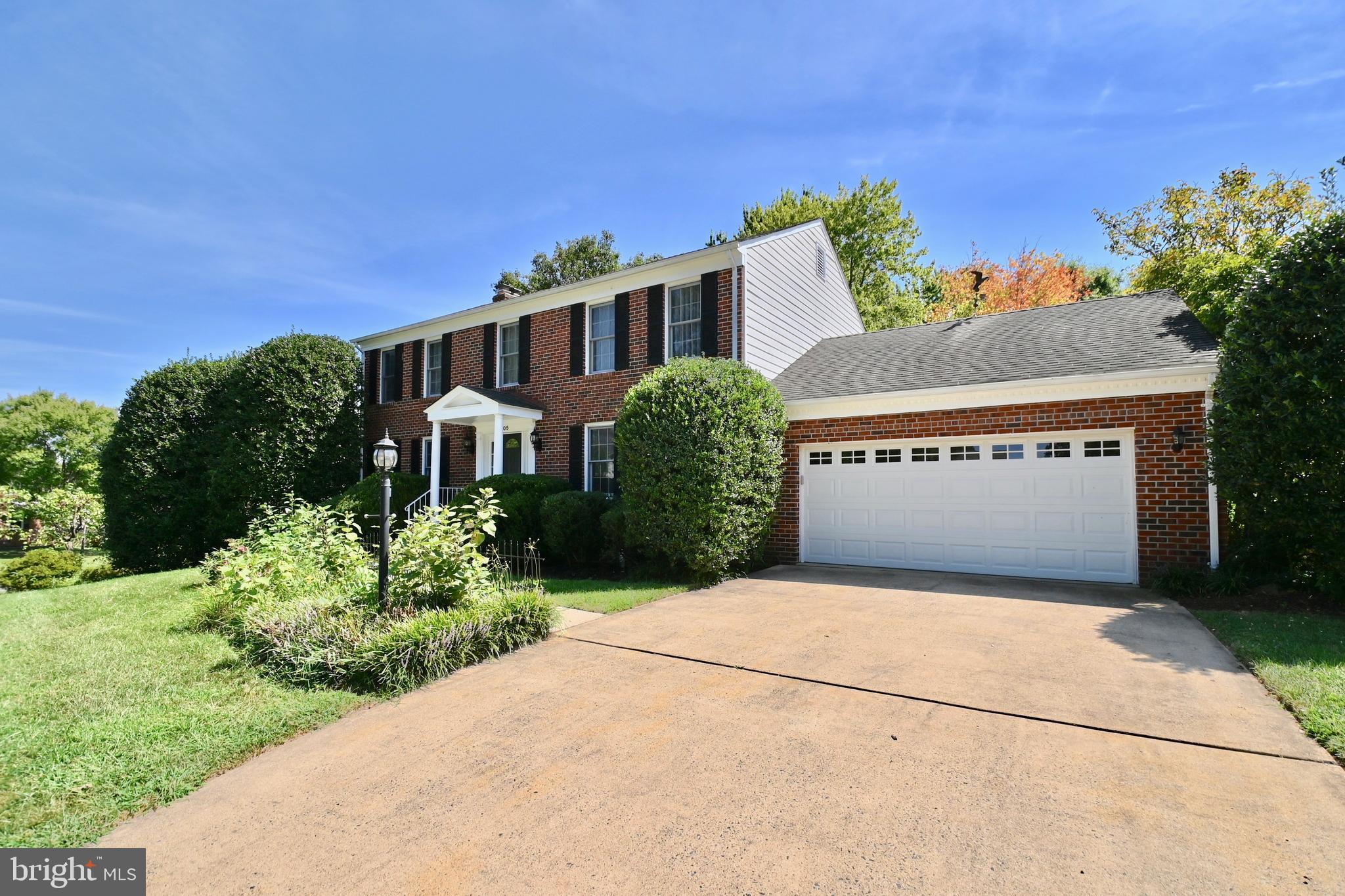 PINE VIEW ESTATES - Residential