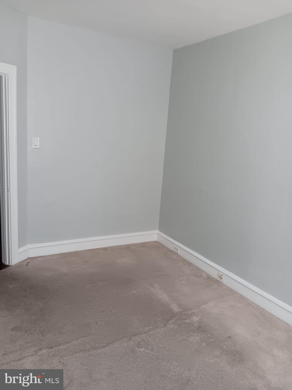 LAWNCREST - Residential