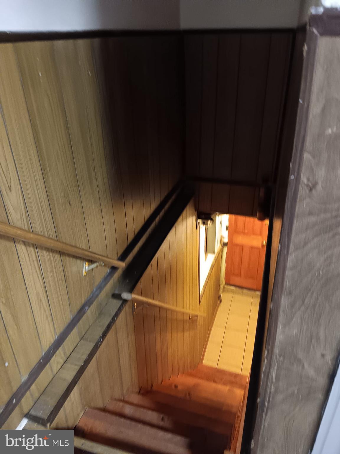 LAWNCREST - Residential