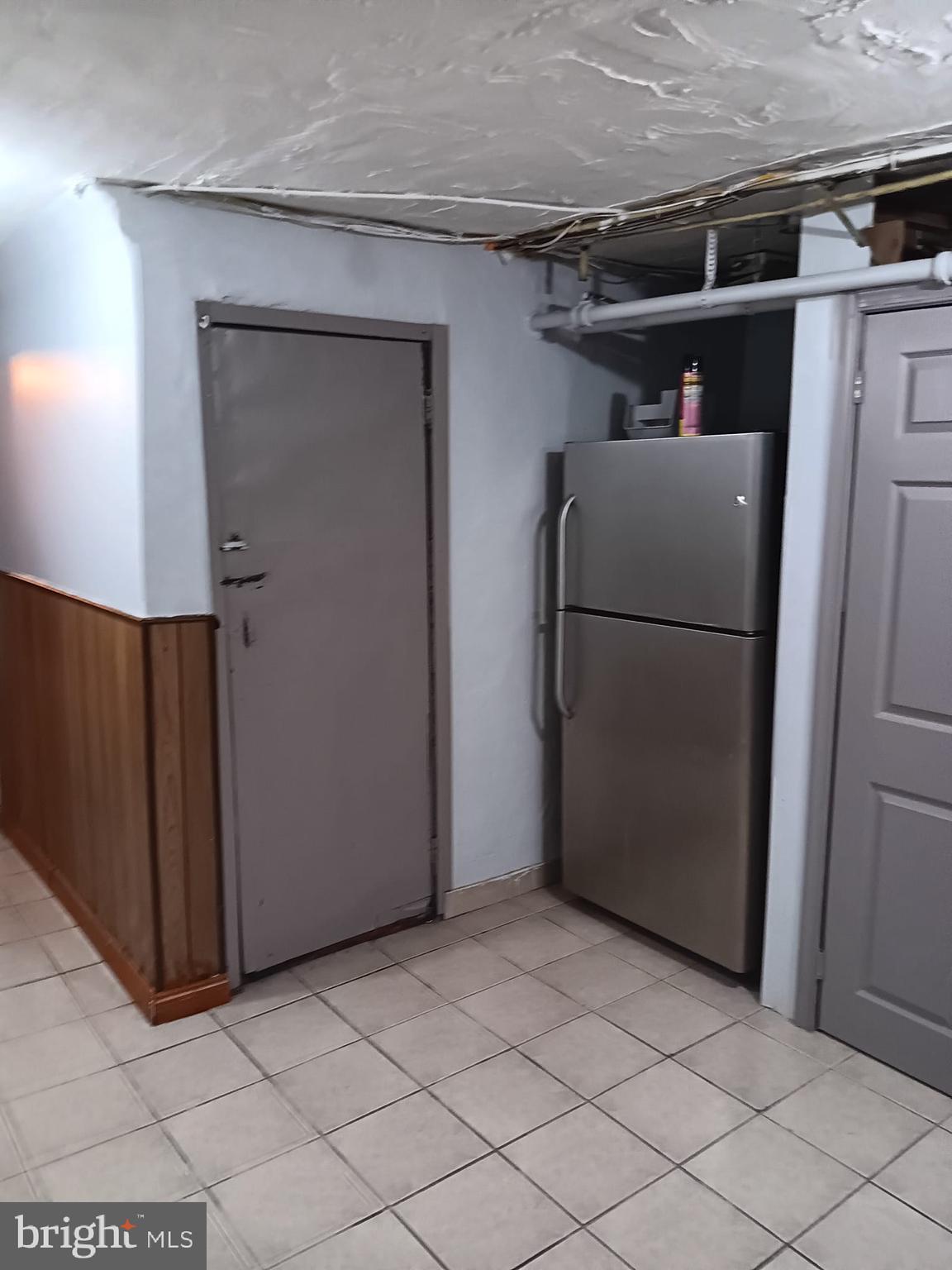 LAWNCREST - Residential