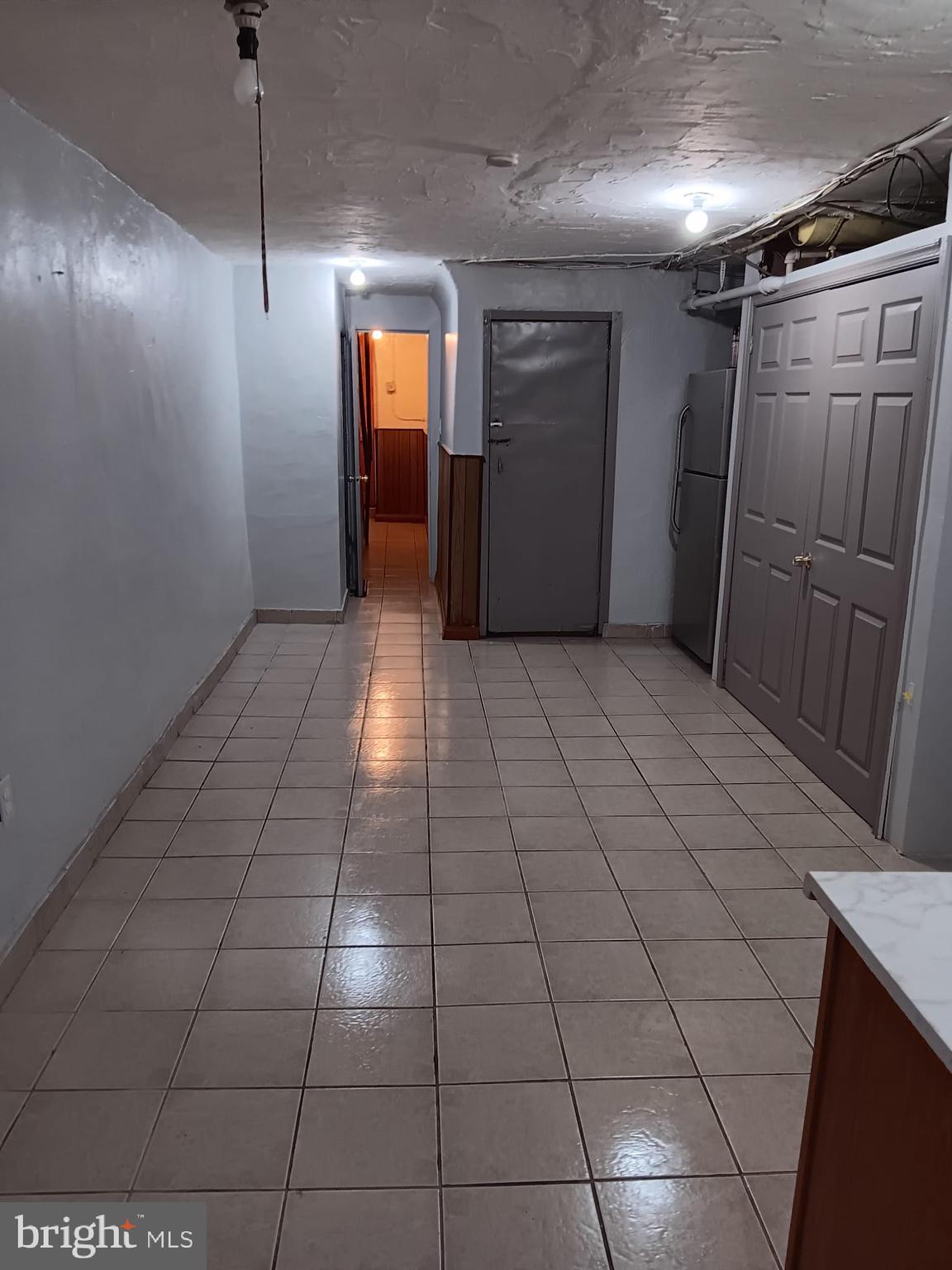 LAWNCREST - Residential