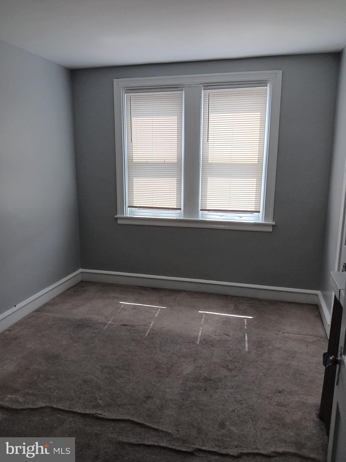 LAWNCREST - Residential