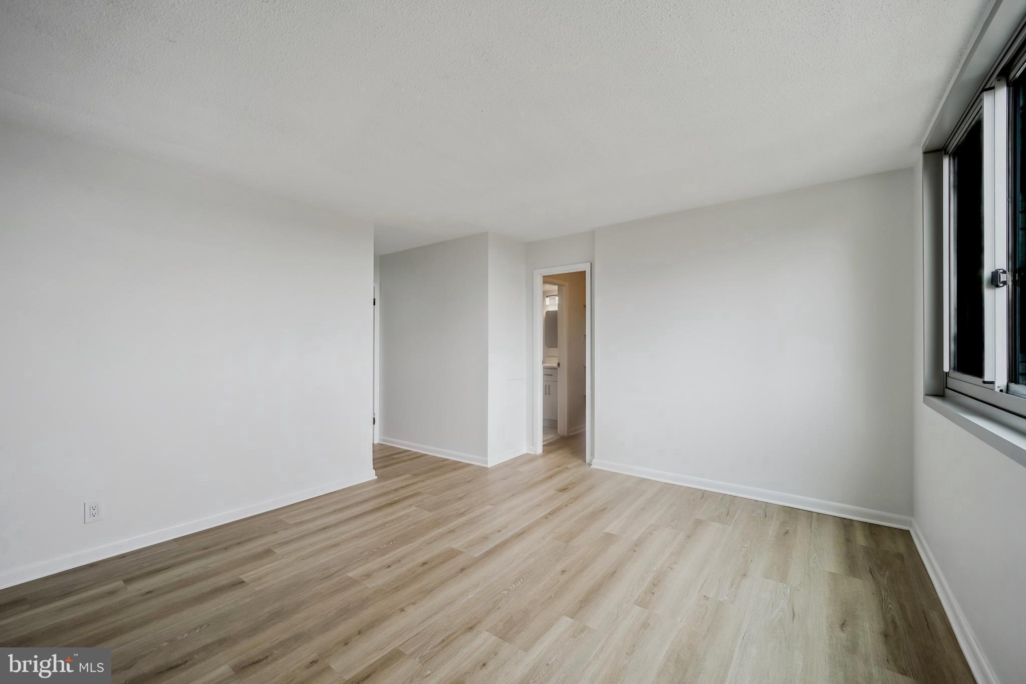 FRIENDSHIP HEIGHTS - Residential