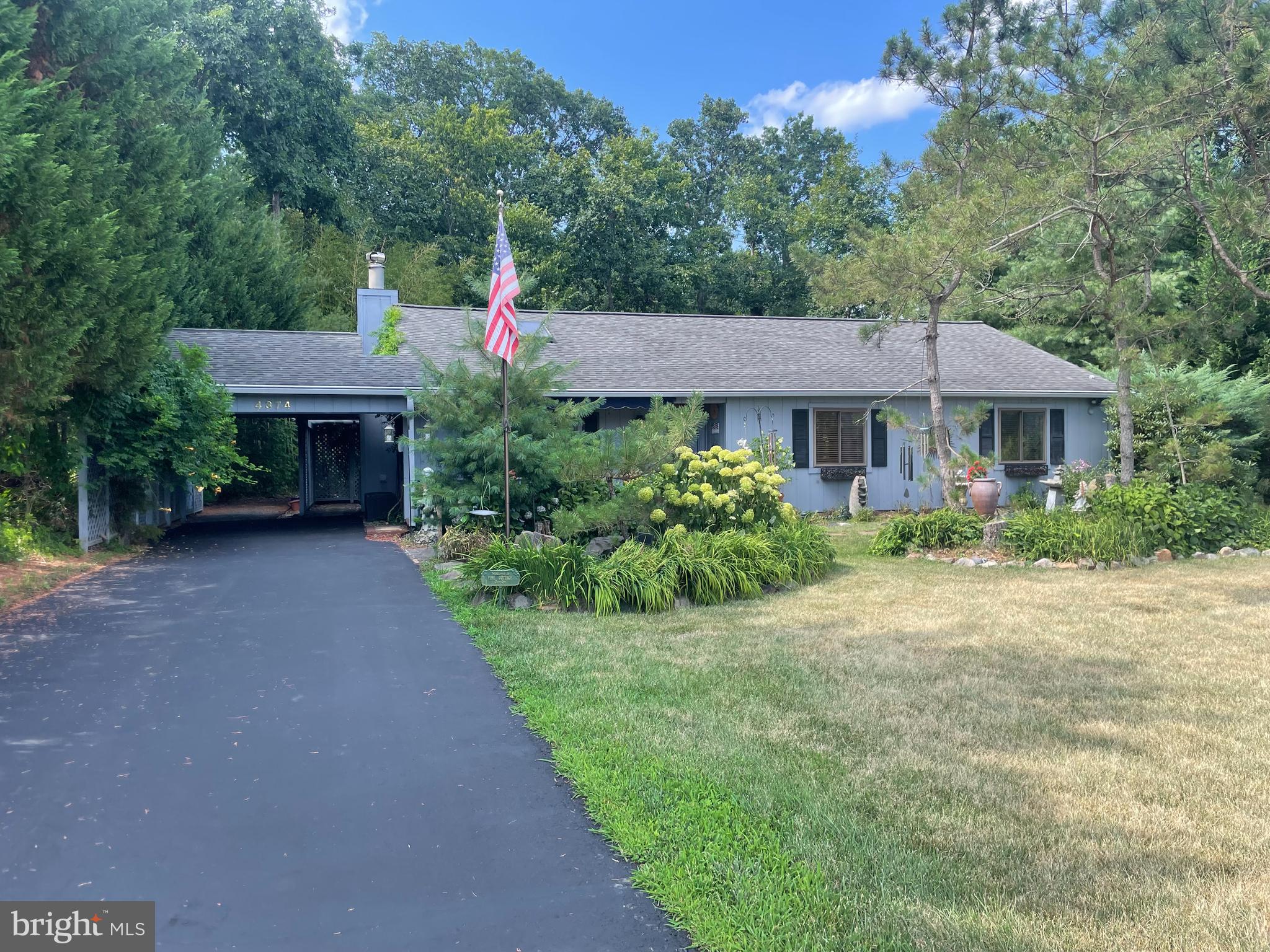 GRAPEWOOD ESTATES - Residential