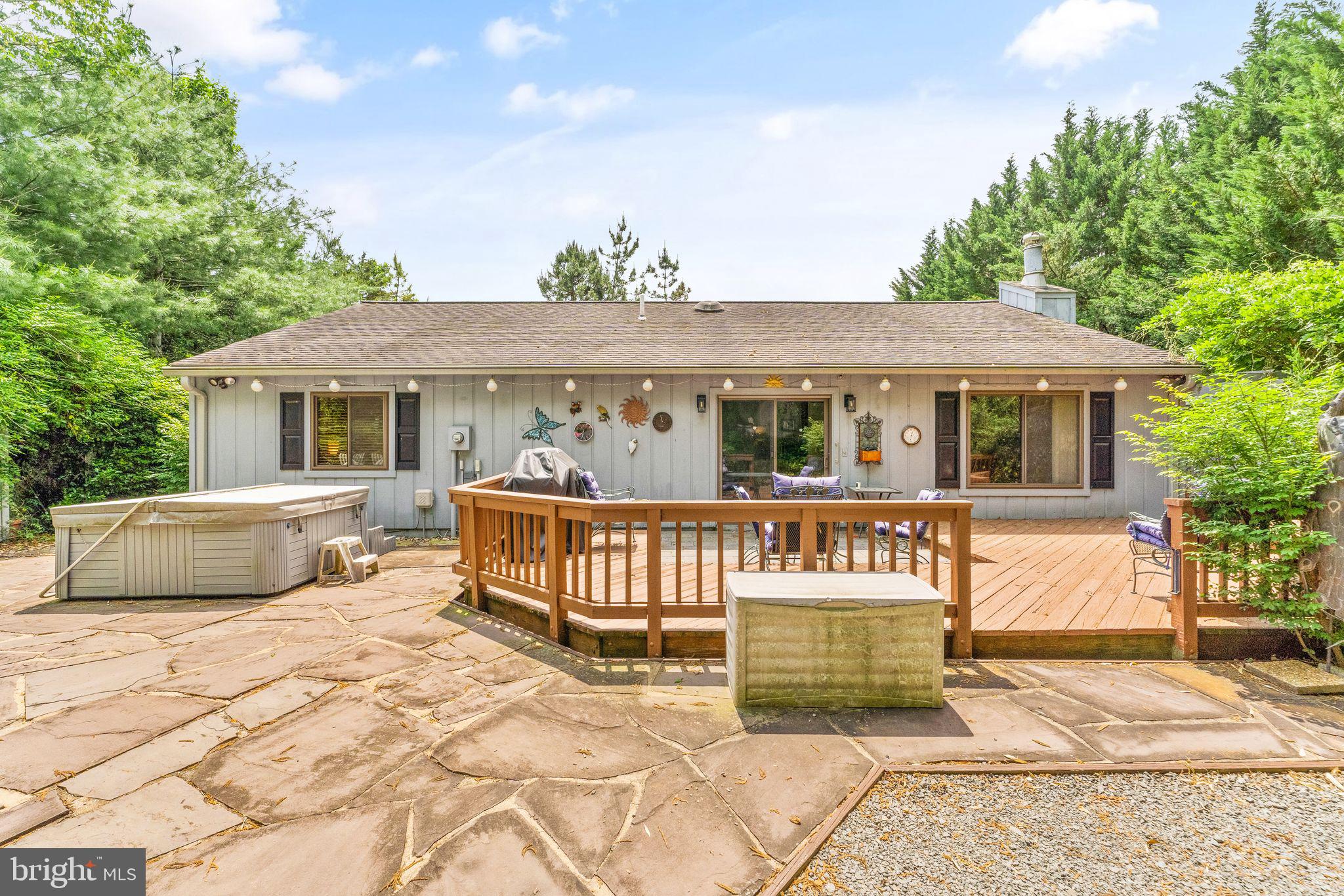 GRAPEWOOD ESTATES - Residential