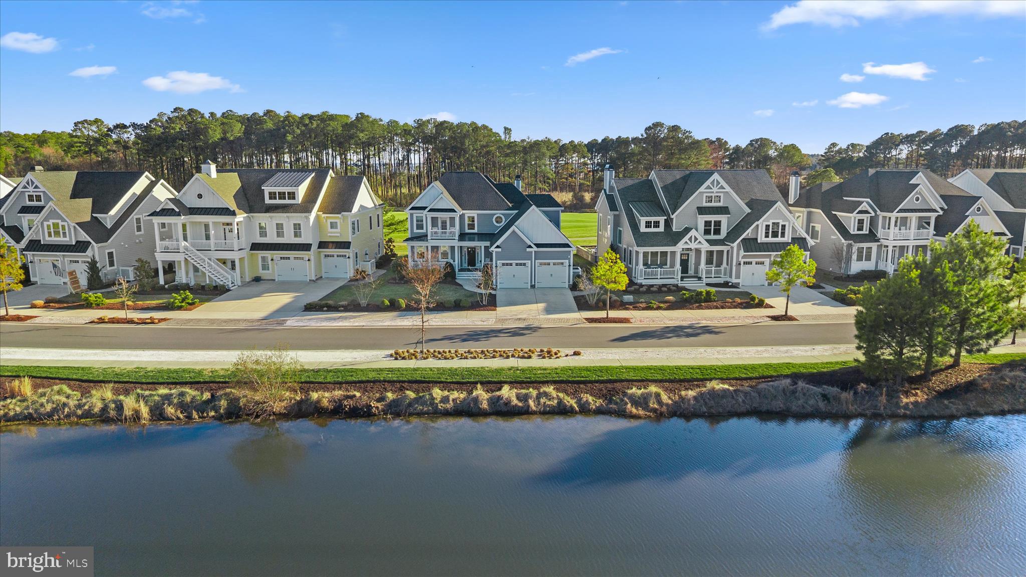 BAYSIDE - Residential