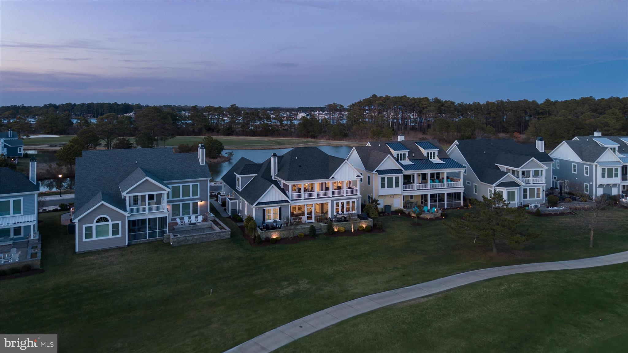 BAYSIDE - Residential