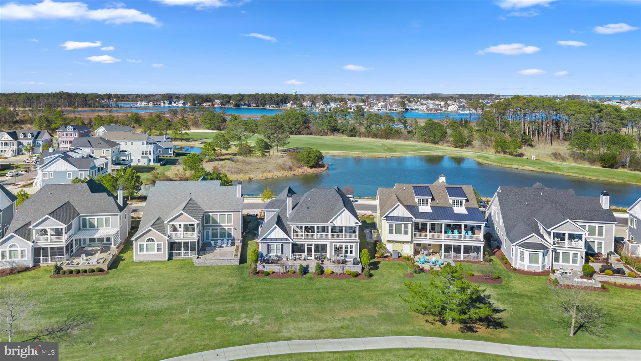 BAYSIDE - Residential