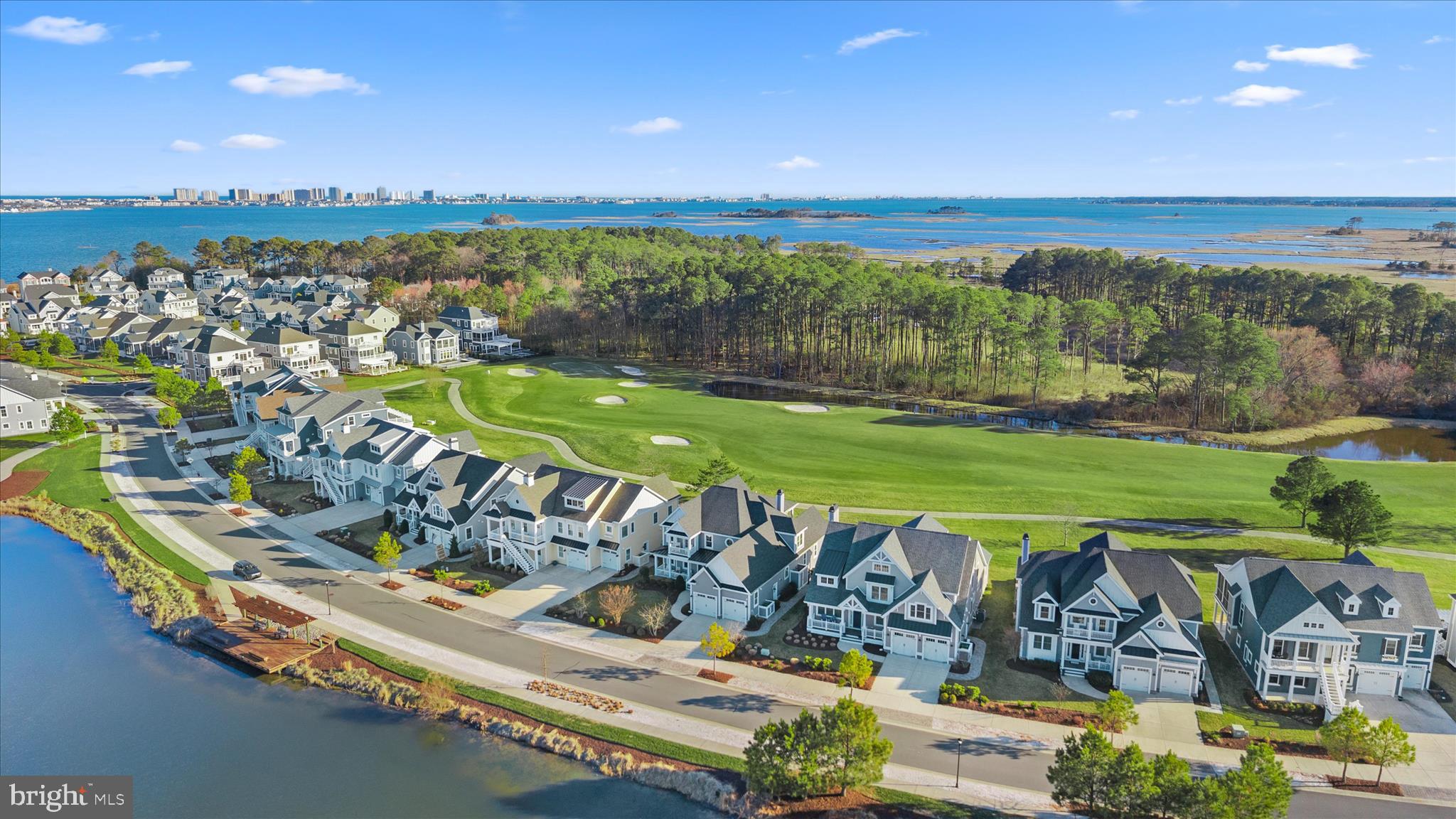 BAYSIDE - Residential