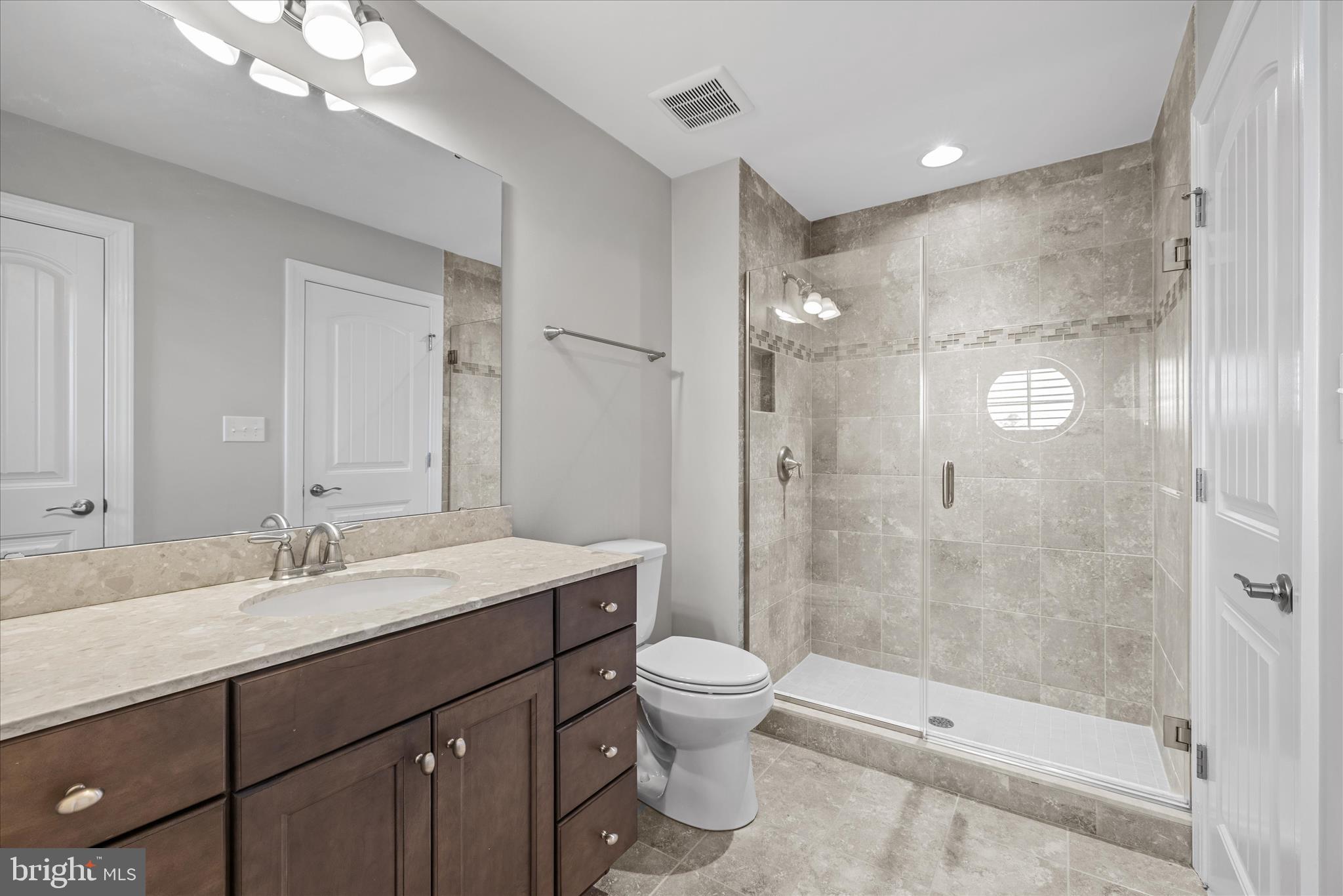 BAYSIDE - Residential