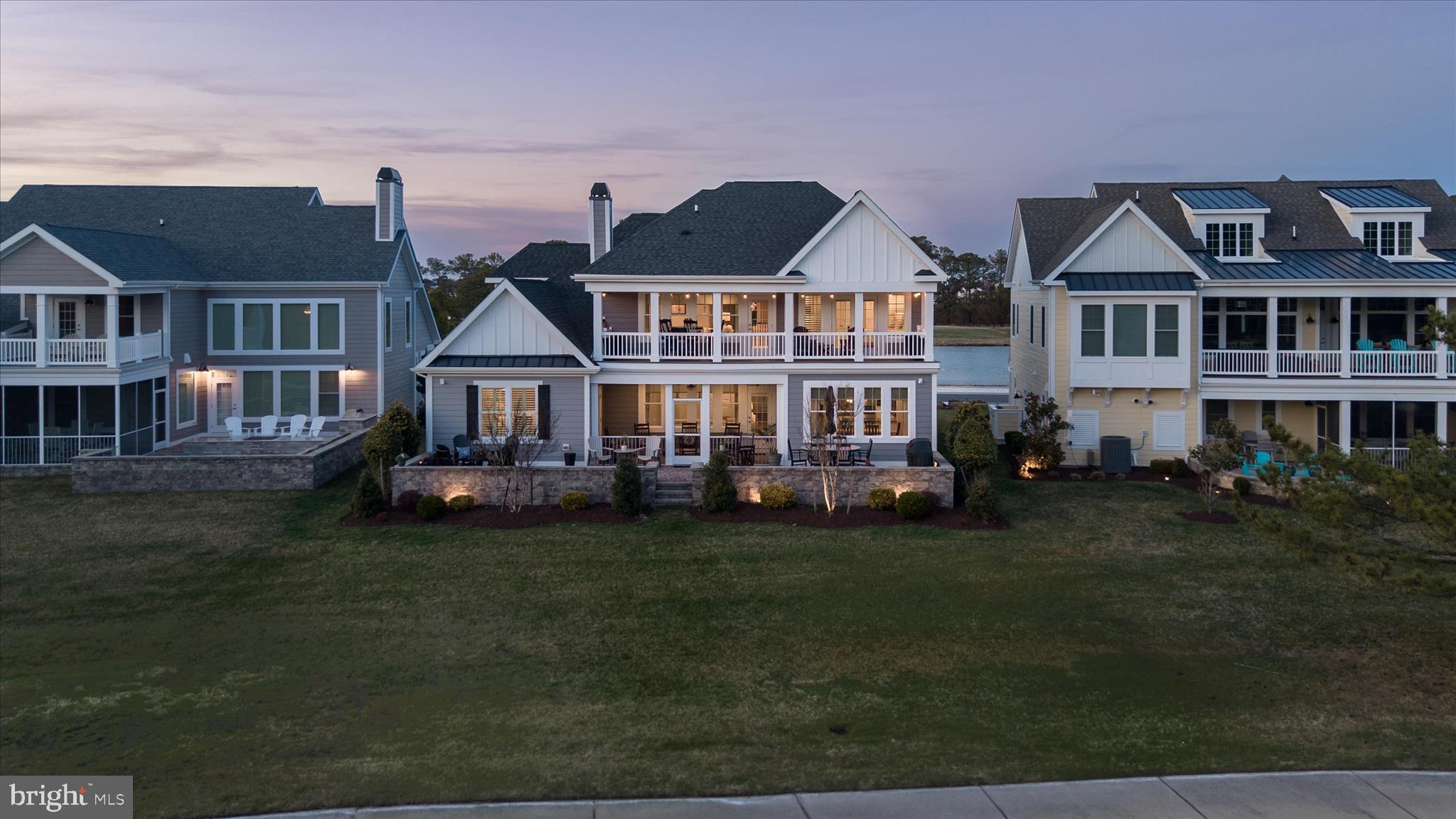 26320 CROSSWINDS LANDING