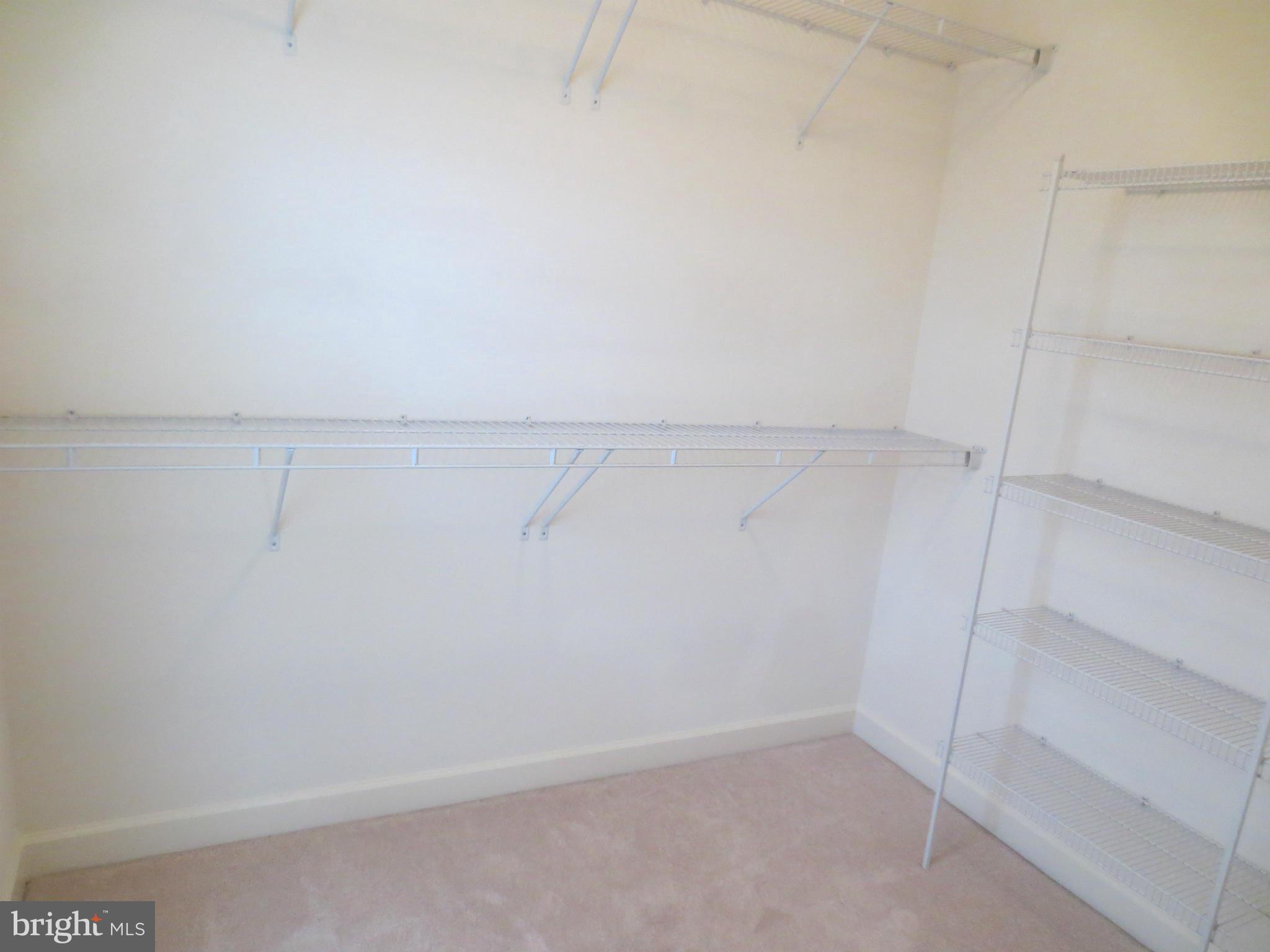 RESIDENCES AT SULLIVAN - Residential Lease