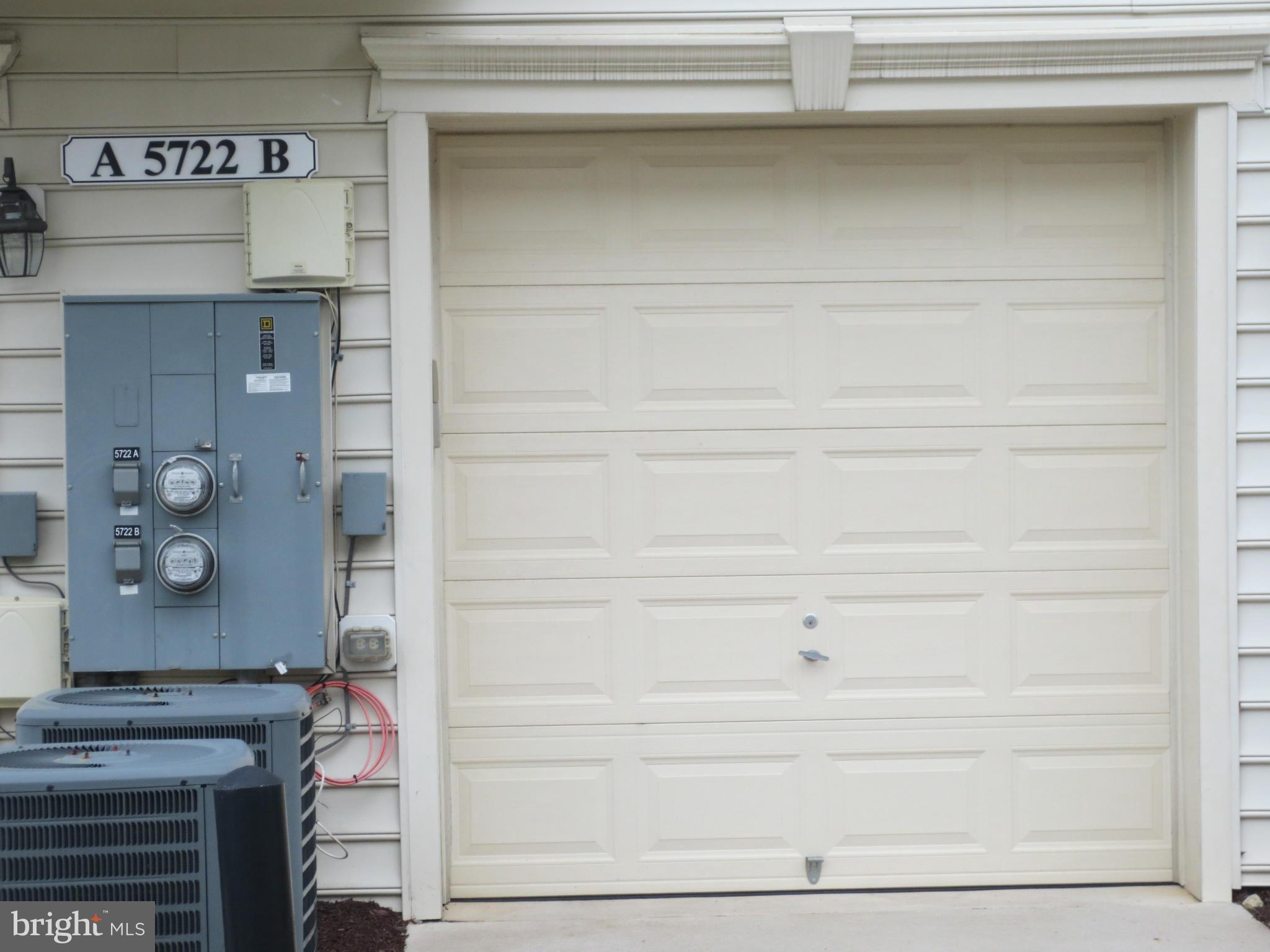 RESIDENCES AT SULLIVAN - Residential Lease