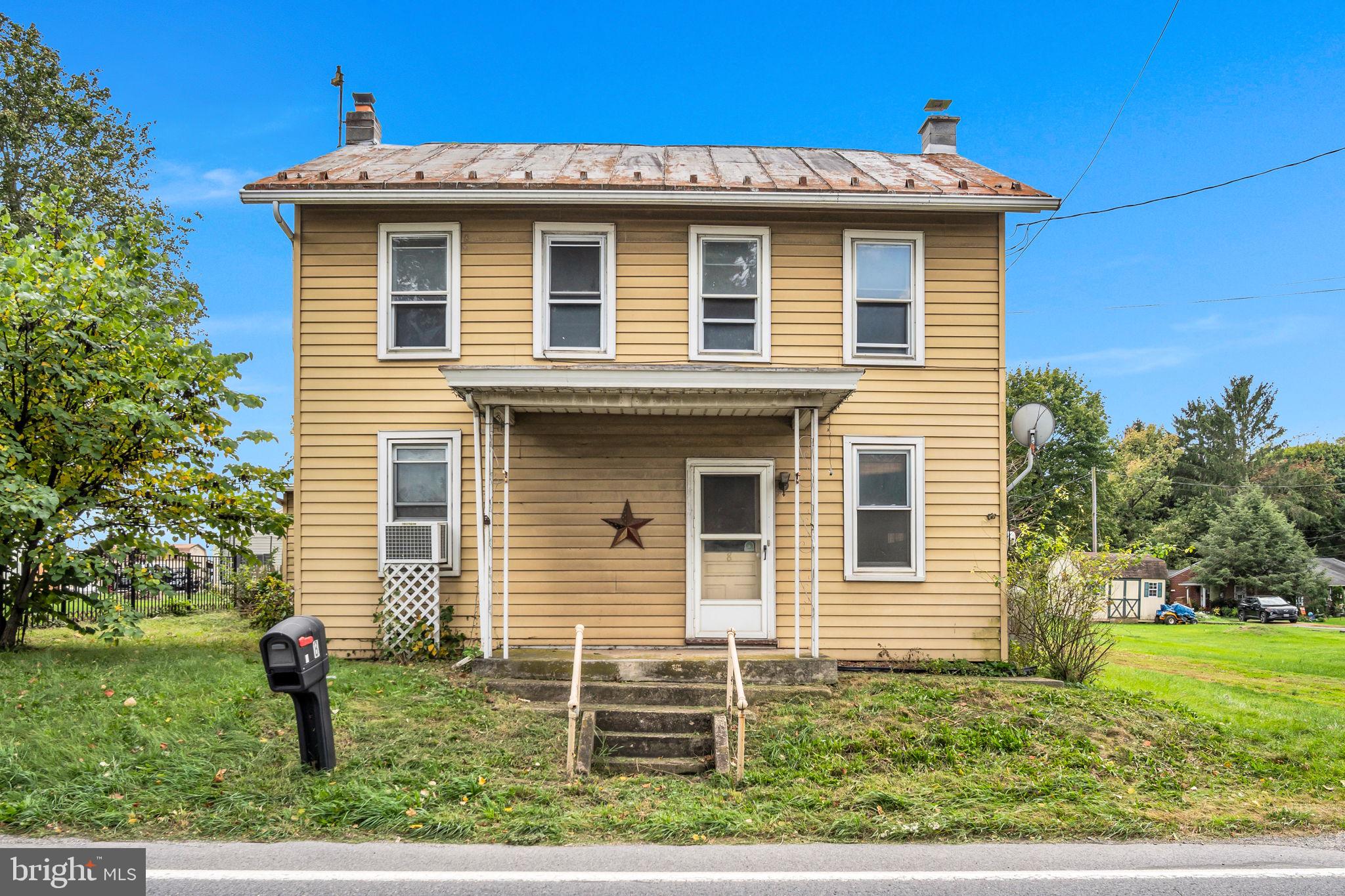 8 E MAIN STREET