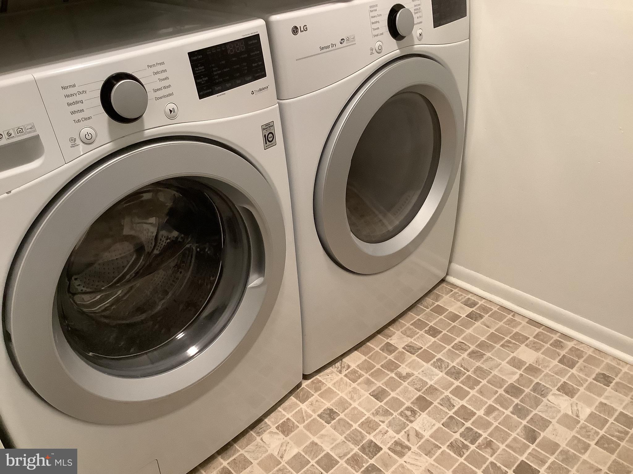 KREWSTOWN - Residential