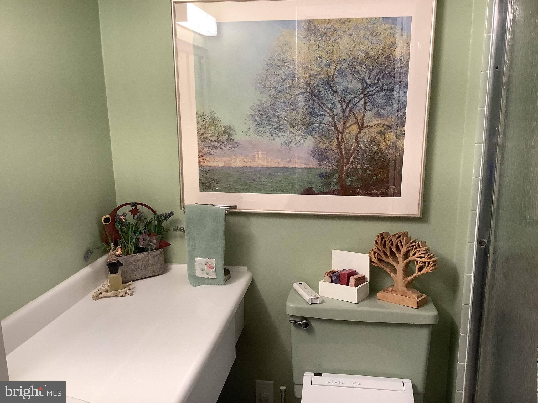 KREWSTOWN - Residential