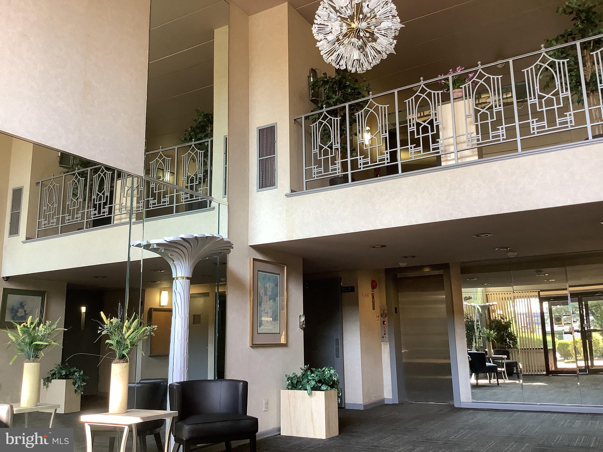 KREWSTOWN - Residential