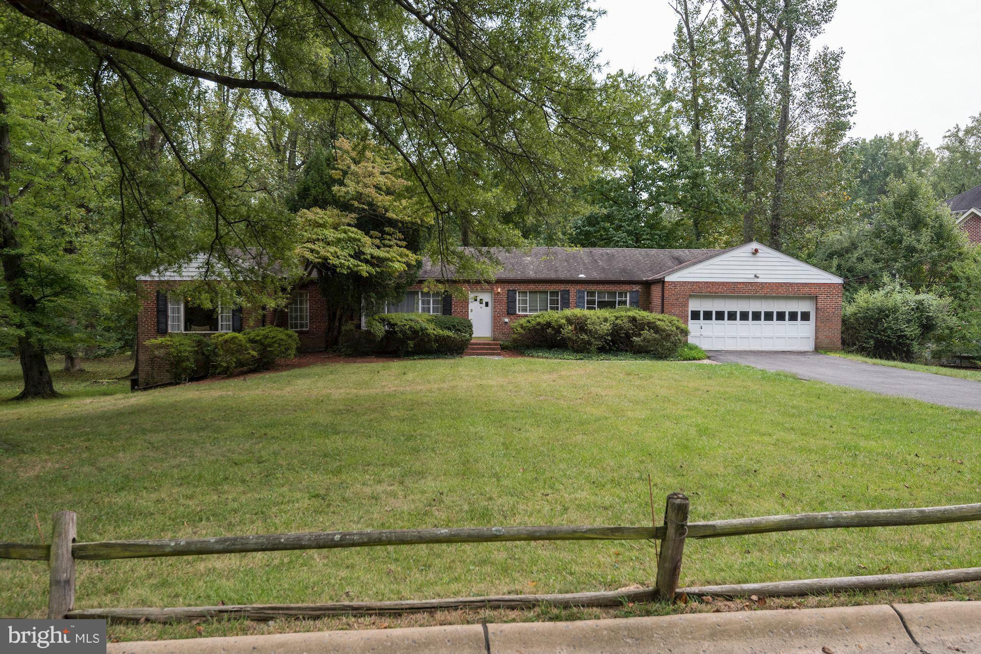 BURNING TREE VALLEY - Land