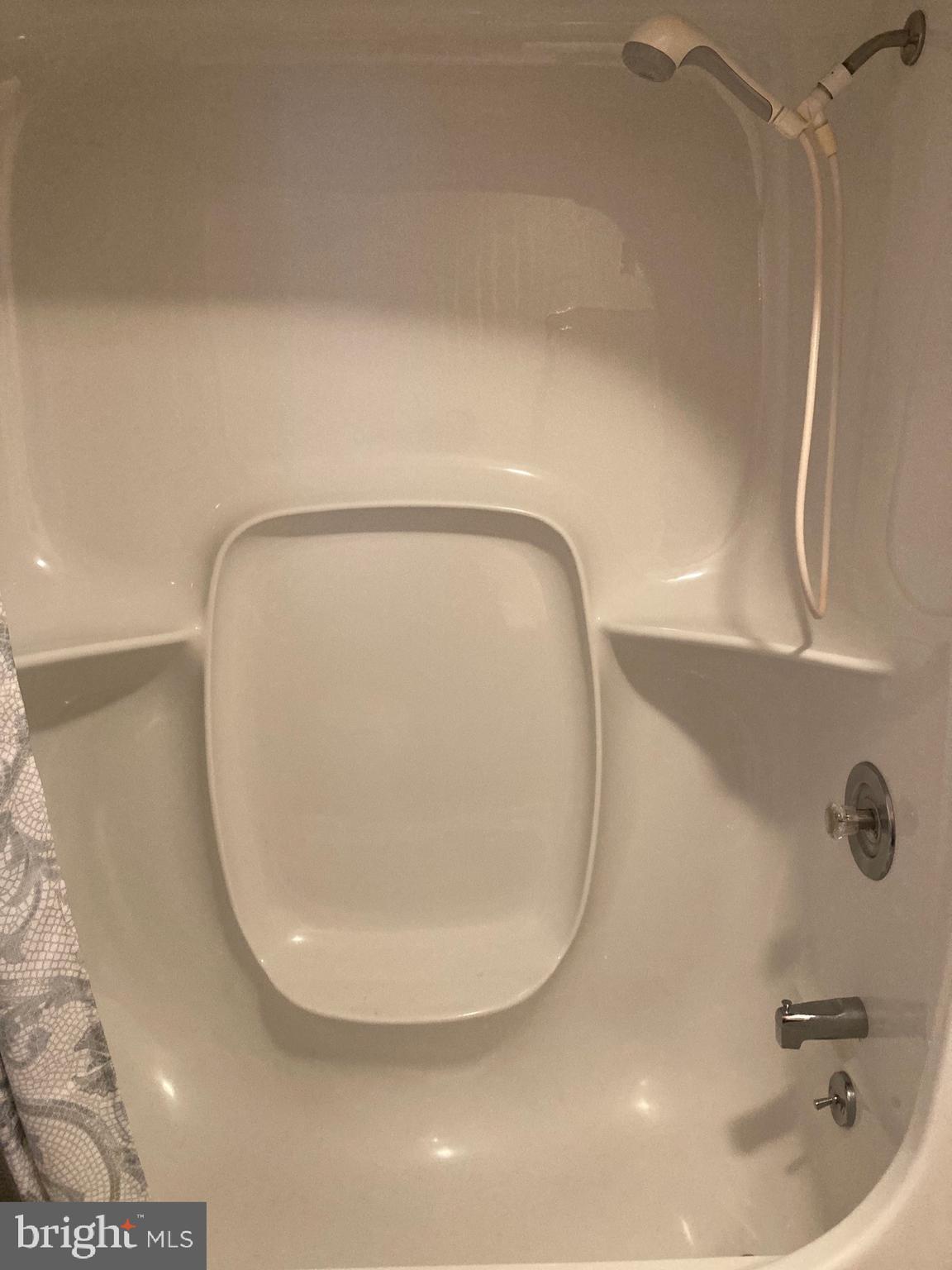 ROLLING ACRES - Residential