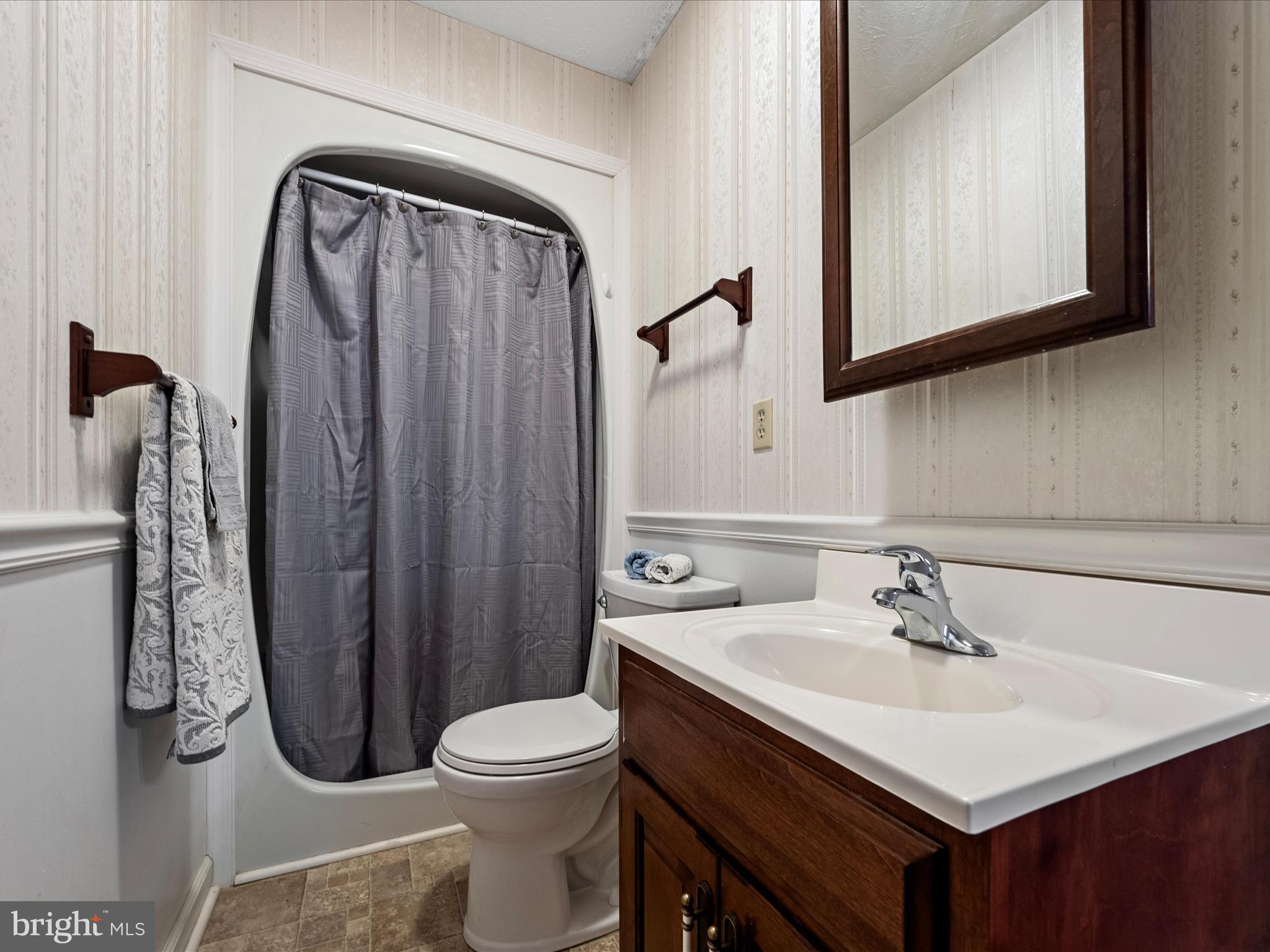 ROLLING ACRES - Residential