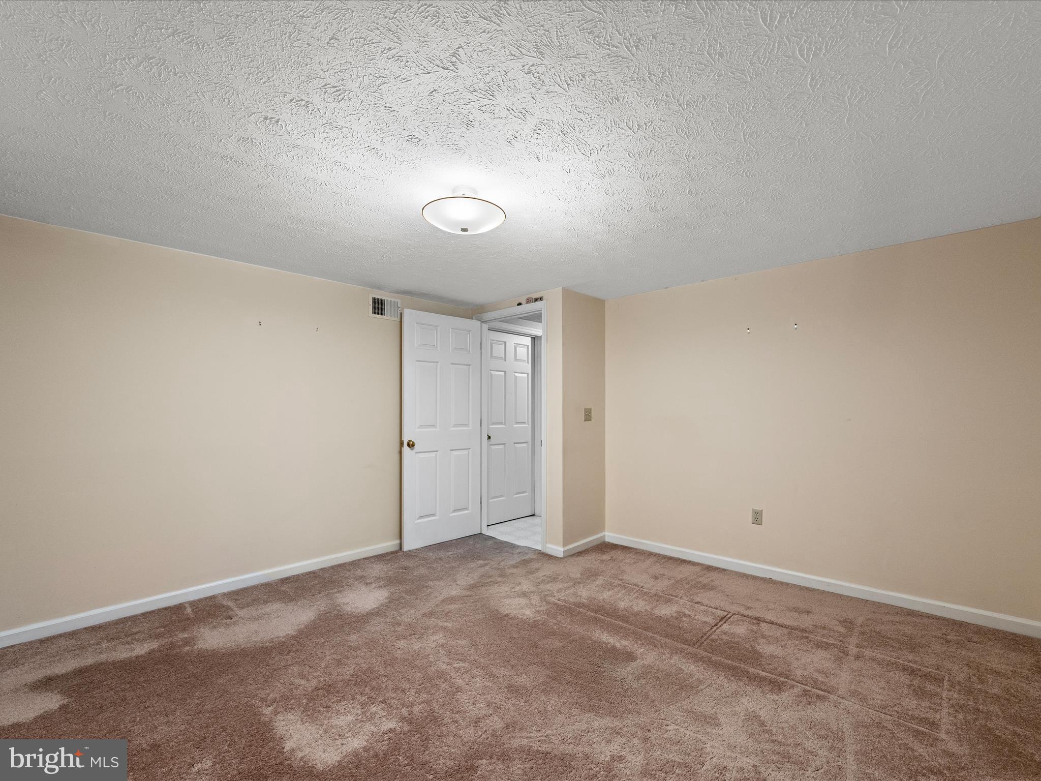 ROLLING ACRES - Residential