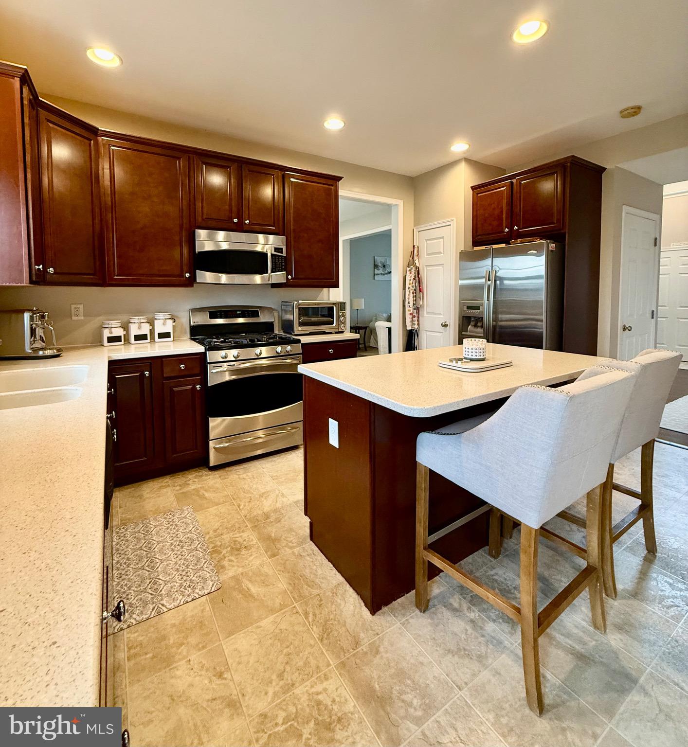 BOW CREEK - Residential