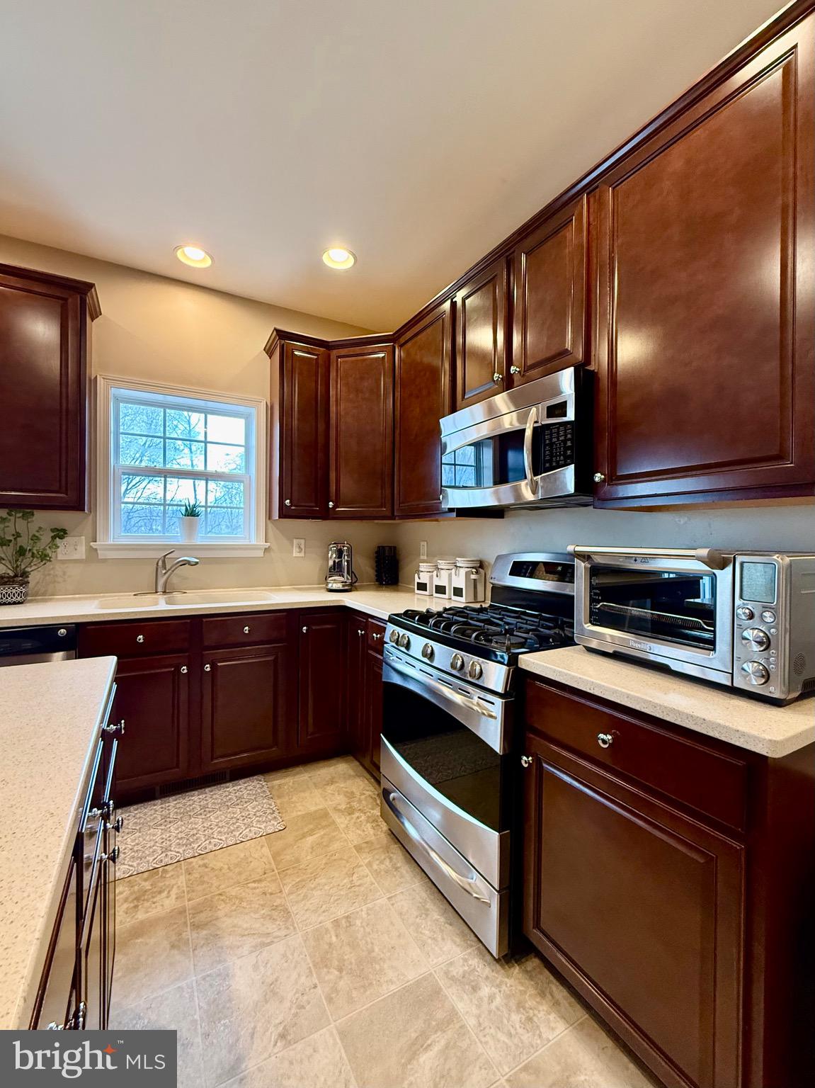 BOW CREEK - Residential