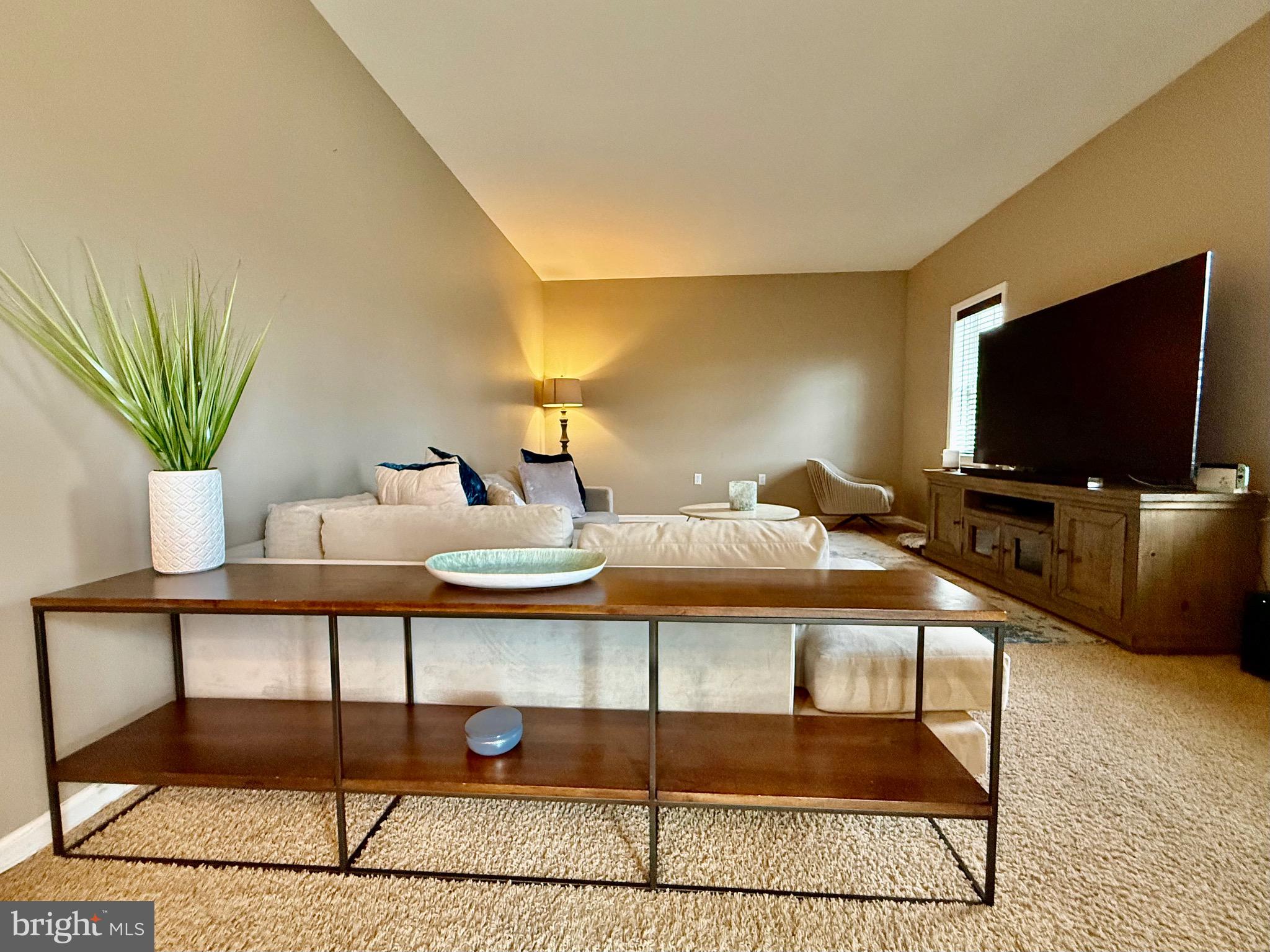 BOW CREEK - Residential