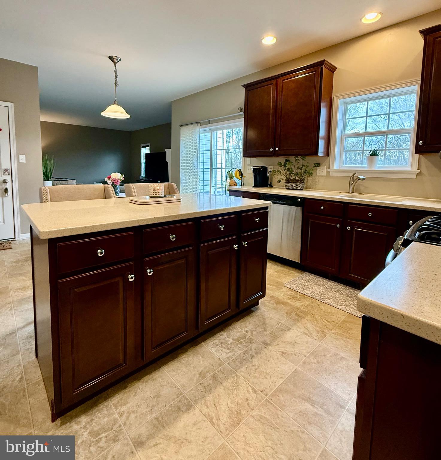 BOW CREEK - Residential