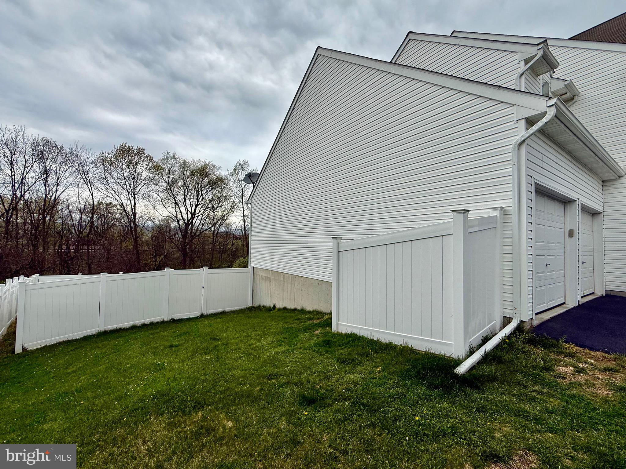 BOW CREEK - Residential