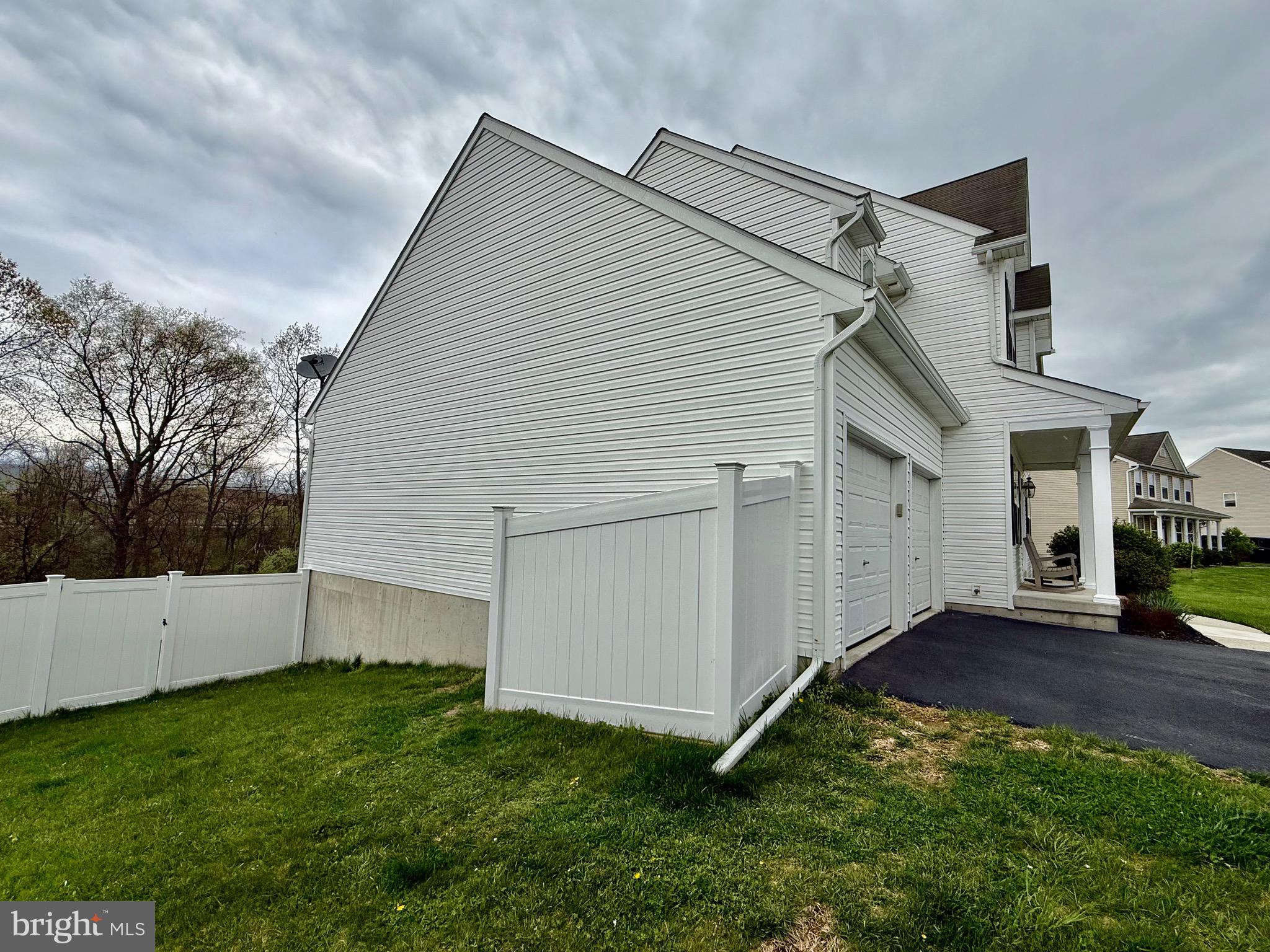 BOW CREEK - Residential