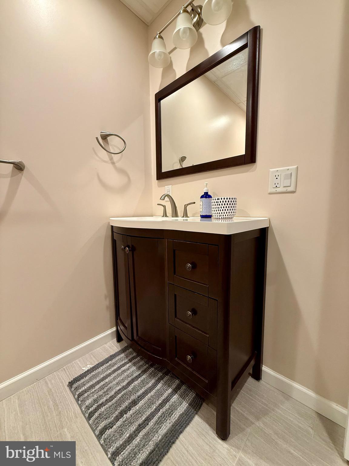 BOW CREEK - Residential