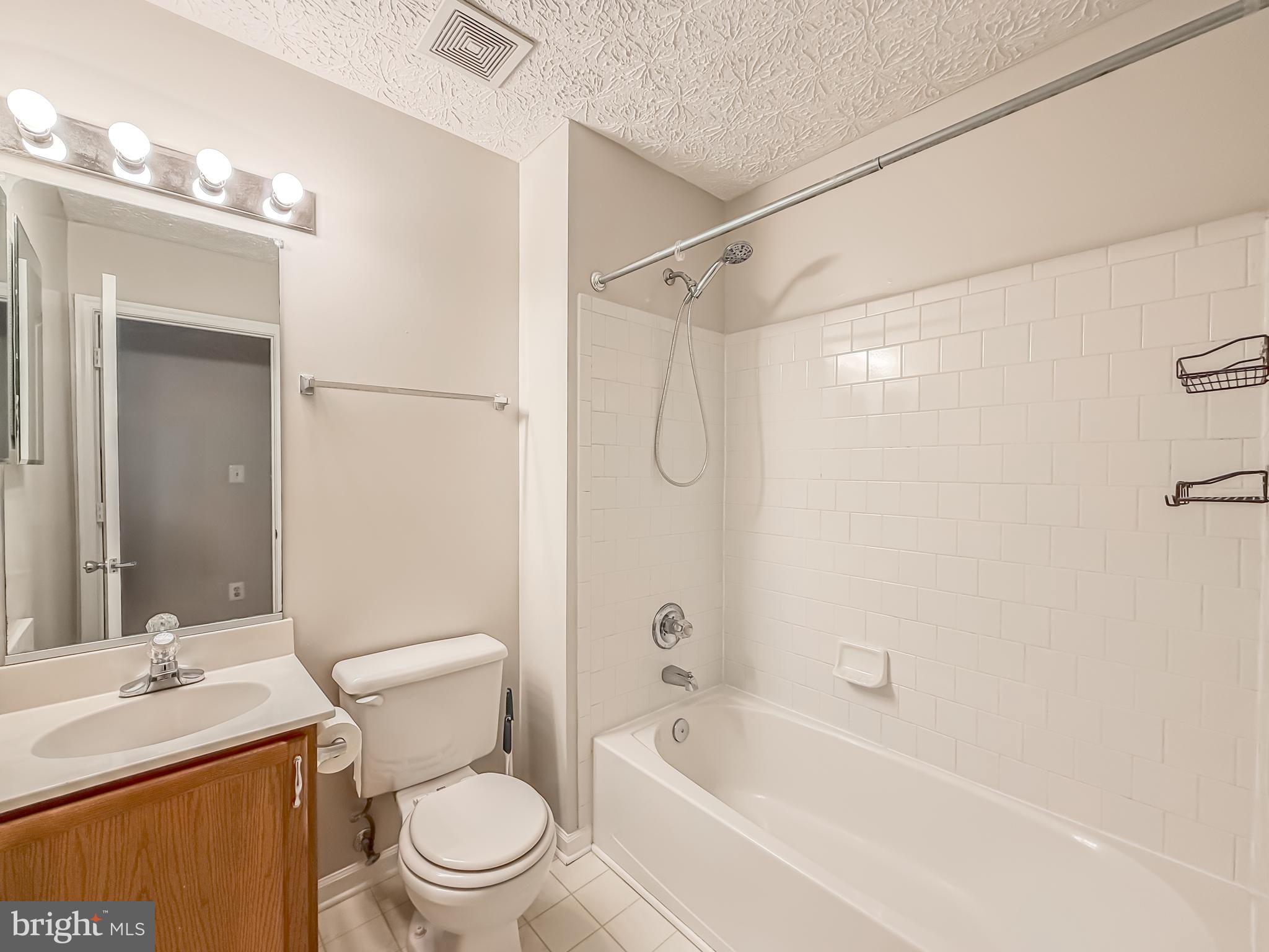 HOWARDS RIDGE - Residential Lease