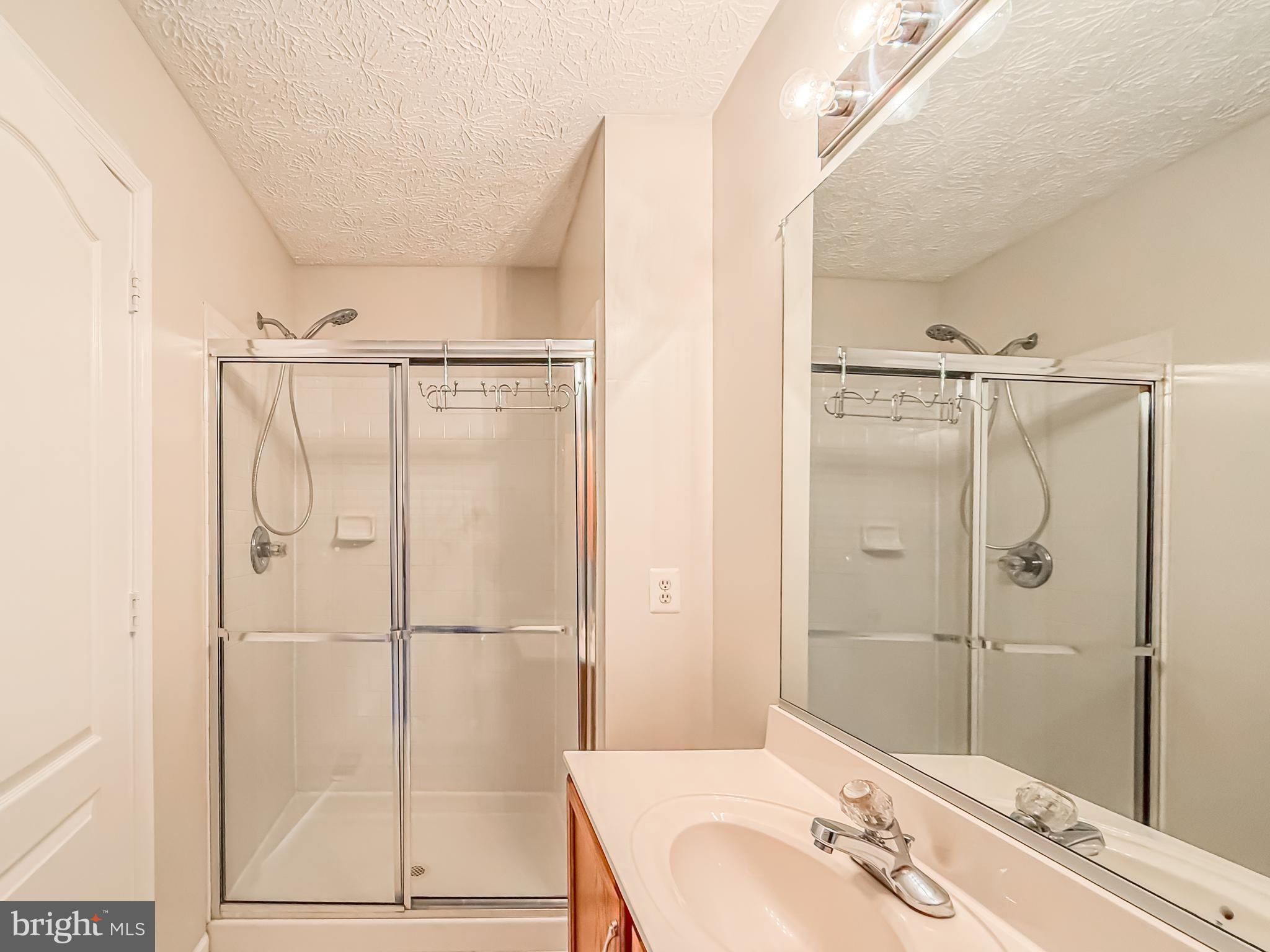 HOWARDS RIDGE - Residential Lease