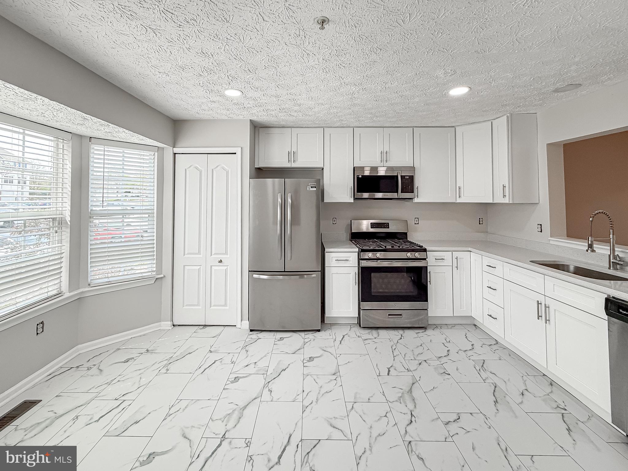 HOWARDS RIDGE - Residential Lease