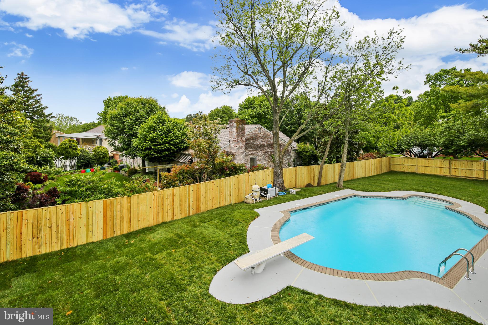 SEMINARY RIDGE - Residential