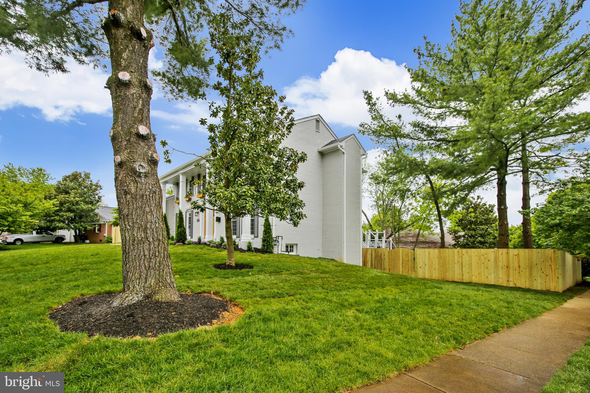 SEMINARY RIDGE - Residential
