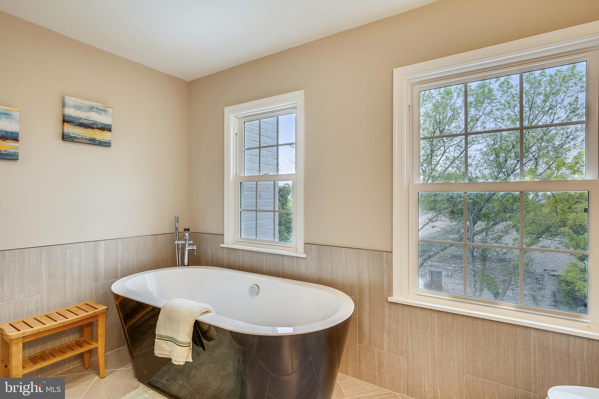 SEMINARY RIDGE - Residential