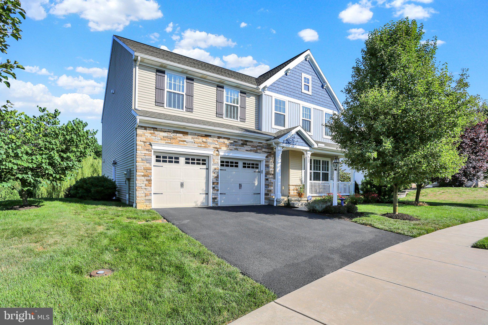 613 MEADOWVIEW DRIVE