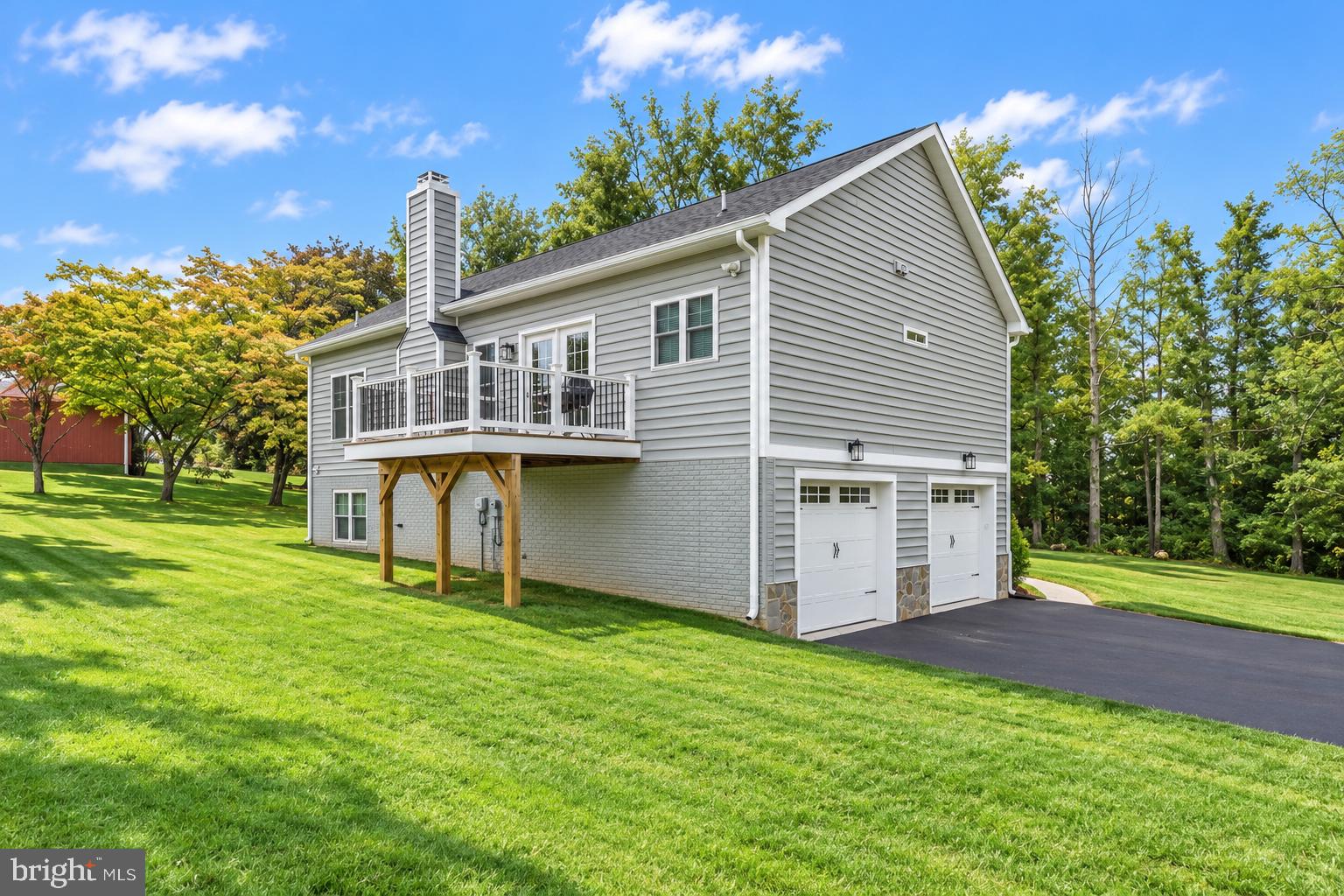 7250 AIRLIE ROAD