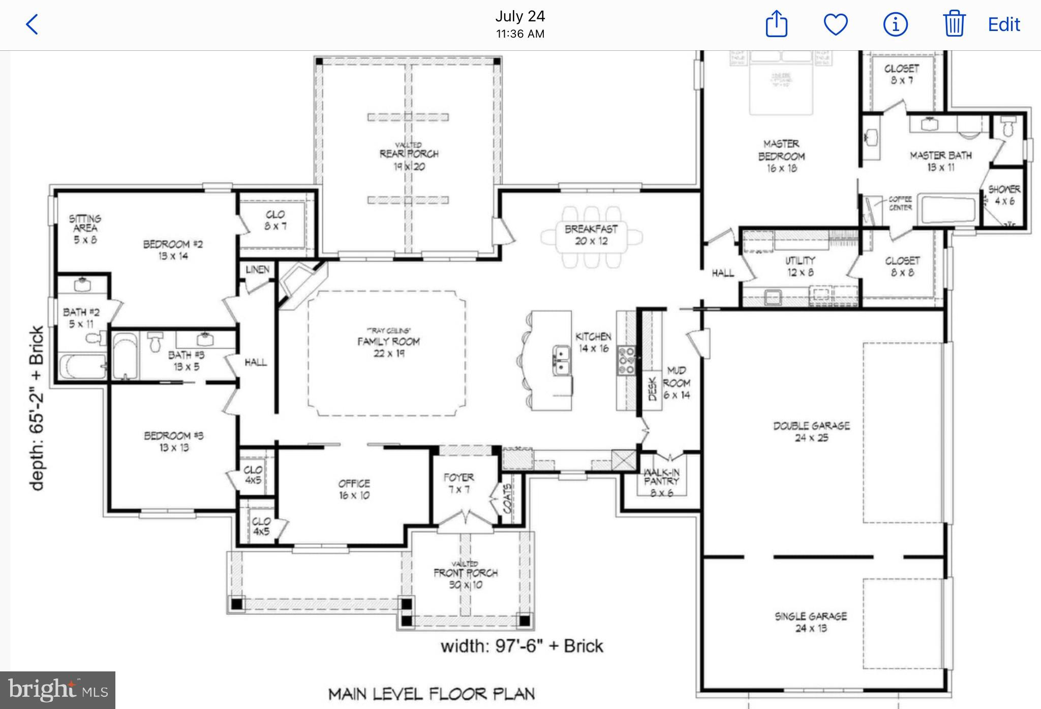 Main image without alt text