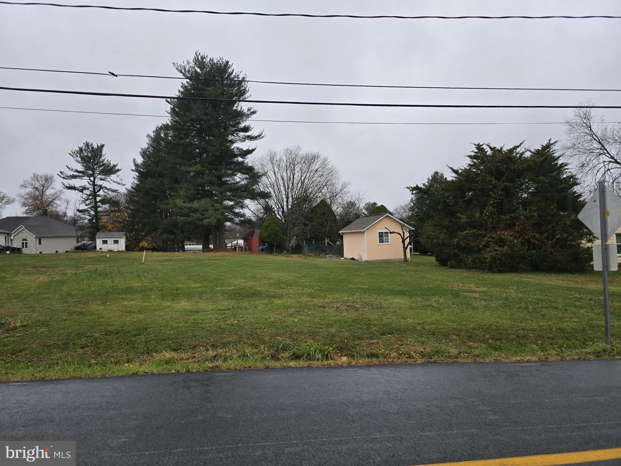 8333 GROVE ANGLE ROAD